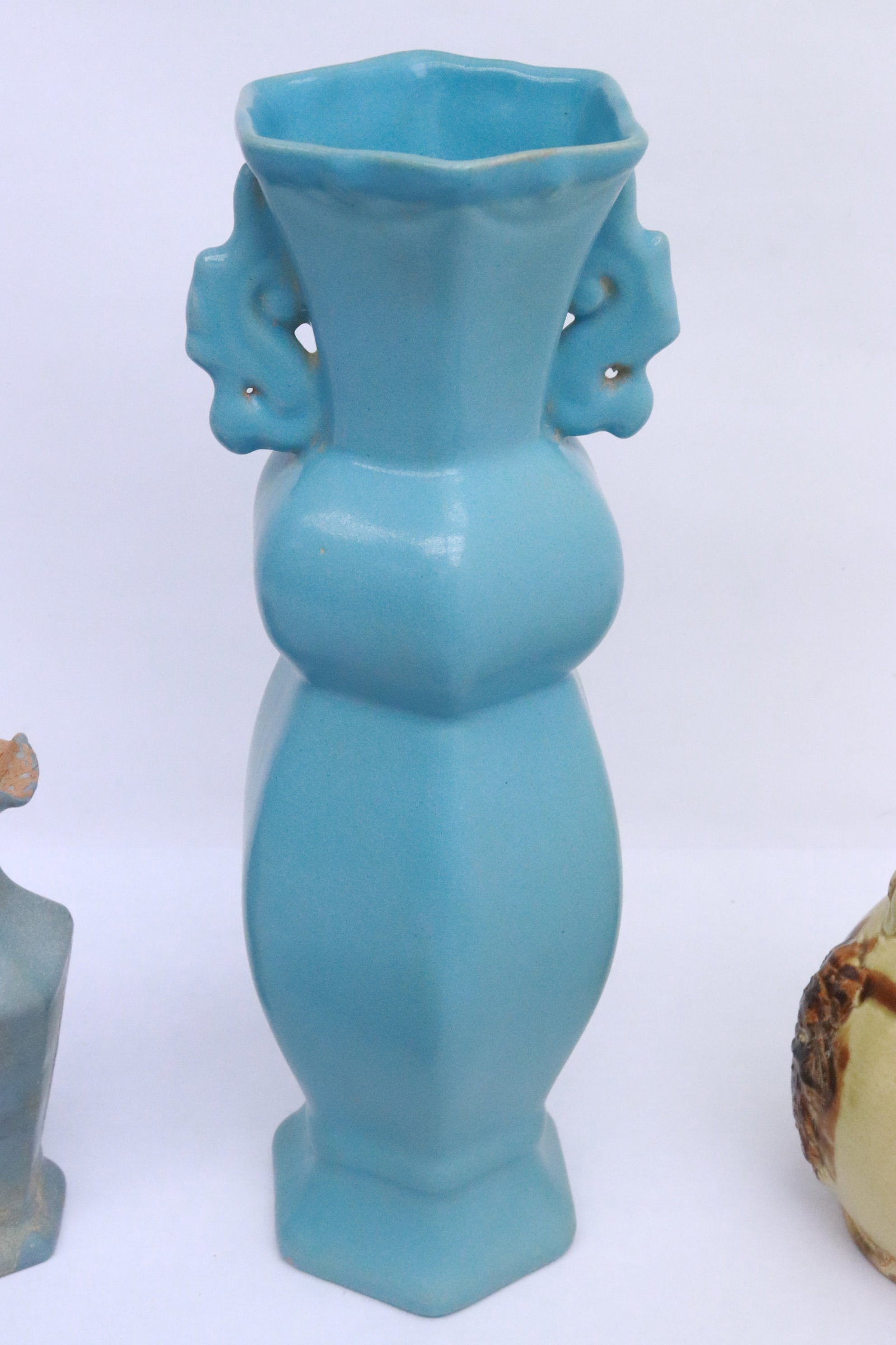 5 pieces porcelain/ earthenware - 6