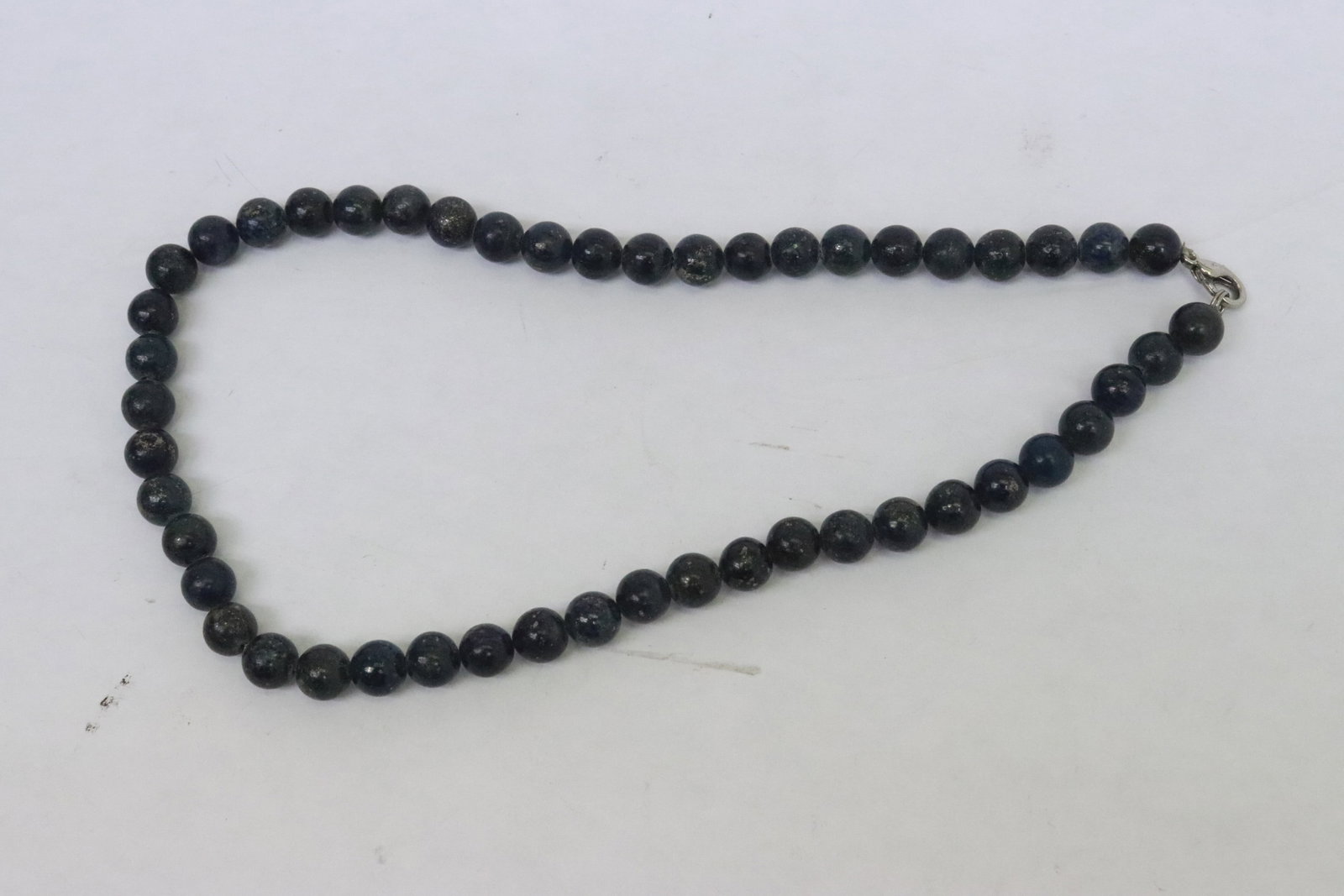 4 necklaces - 6