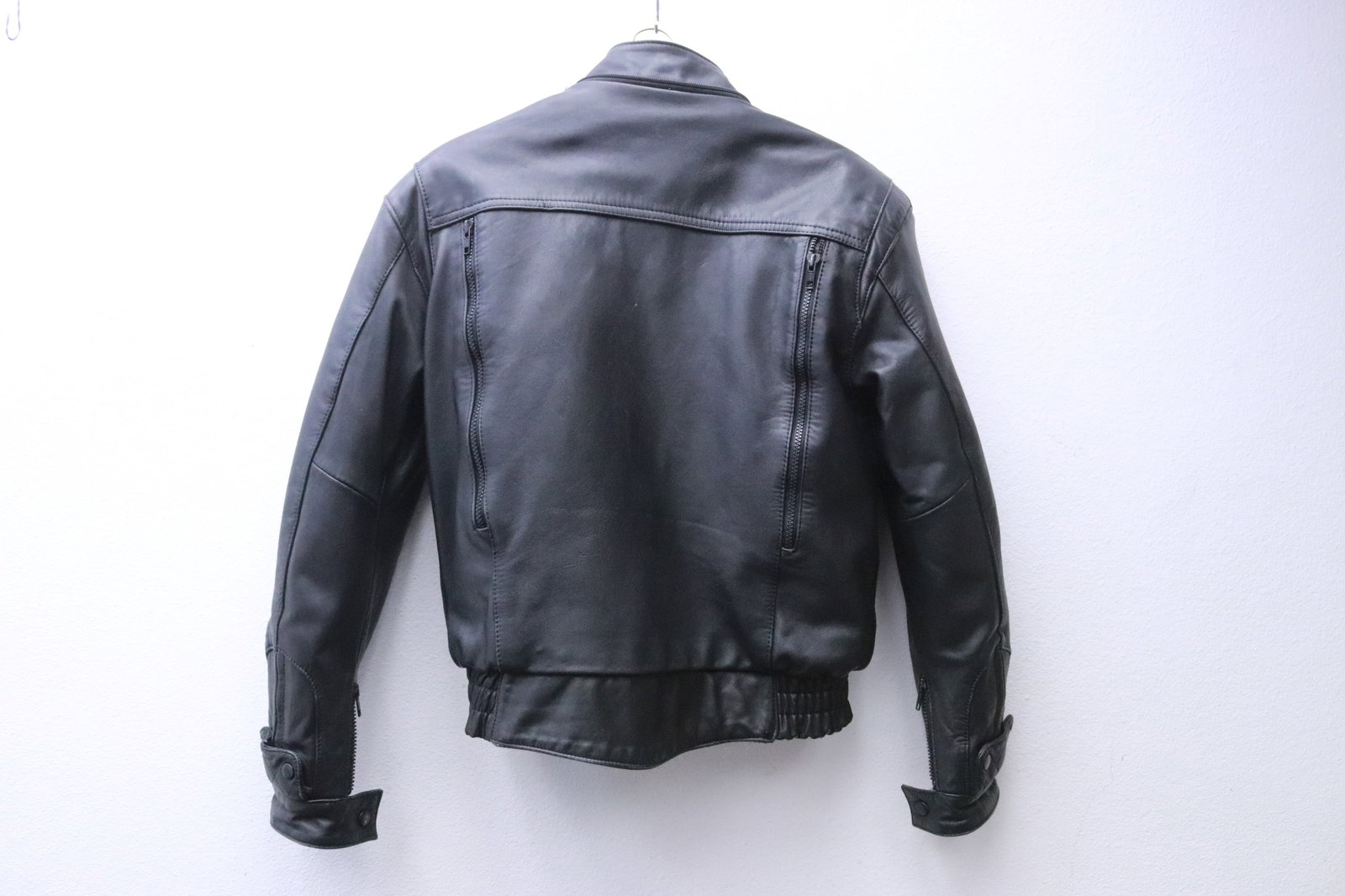 2 lady's leather jacket - 5