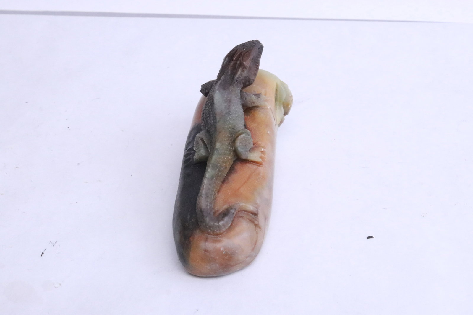 2 stone carvings - 4