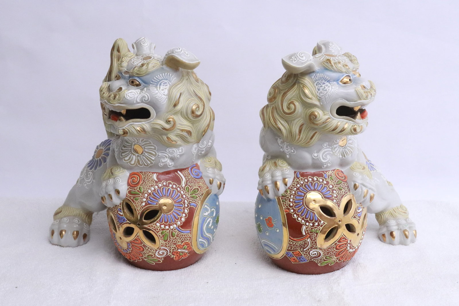 2 Japanese kutani fulions - 2
