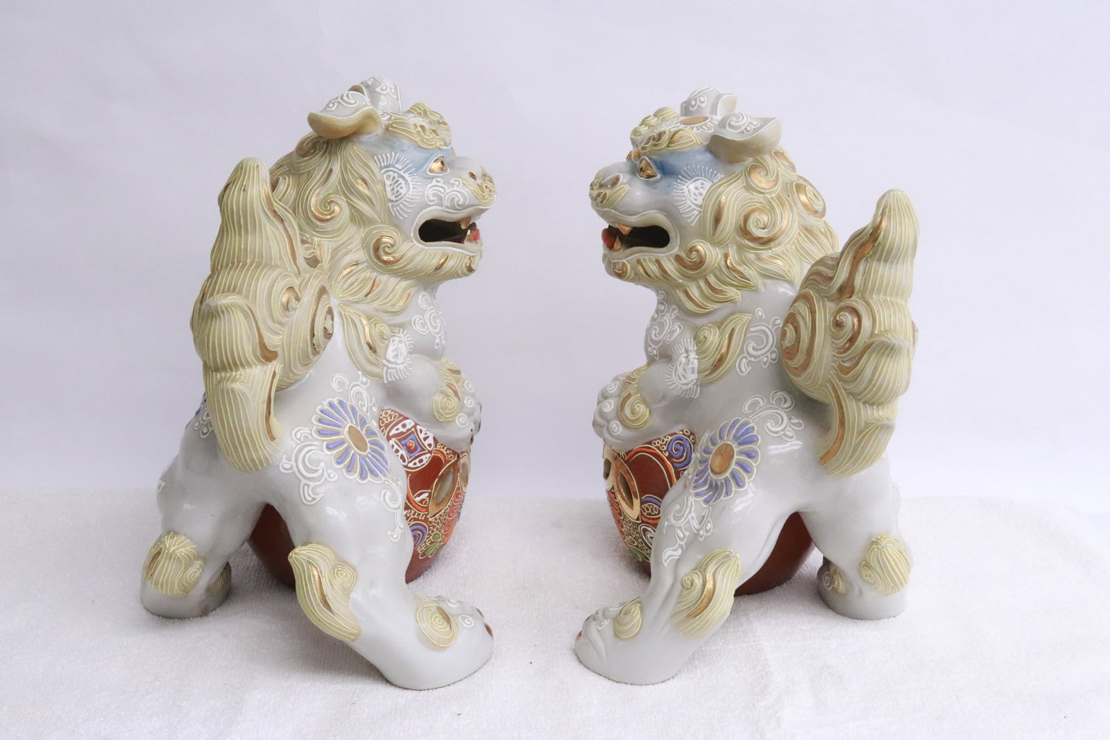 2 Japanese kutani fulions - 4