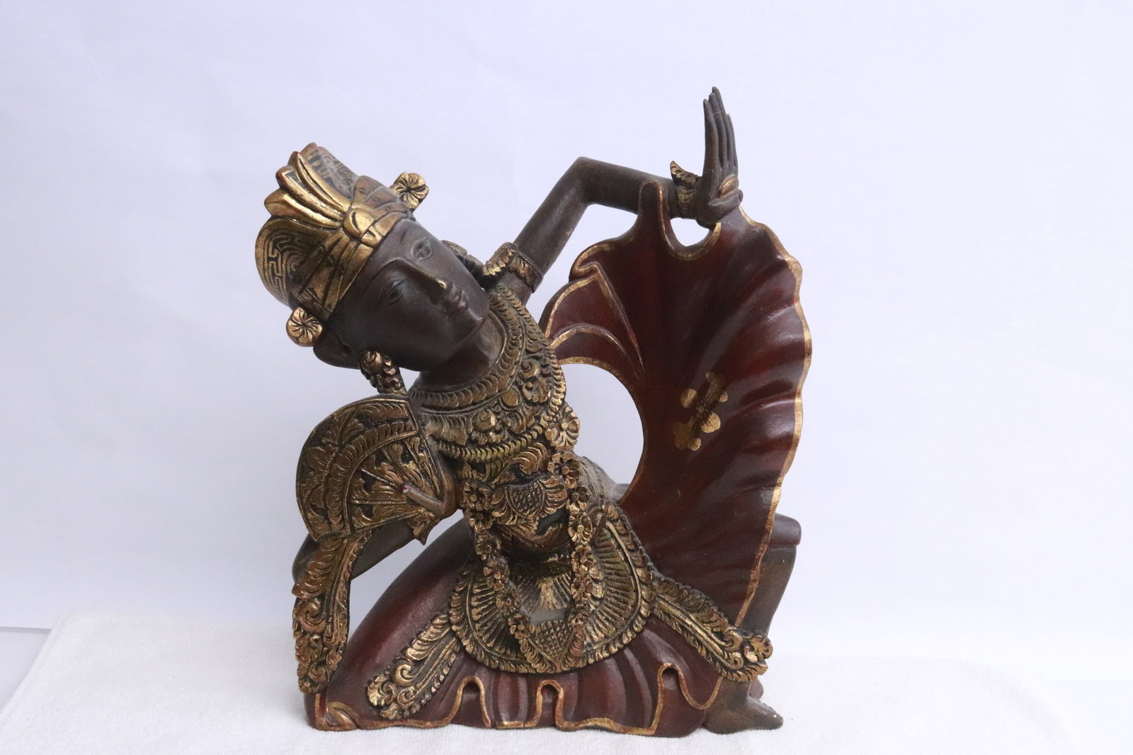 3 South Asian sculptures - 8