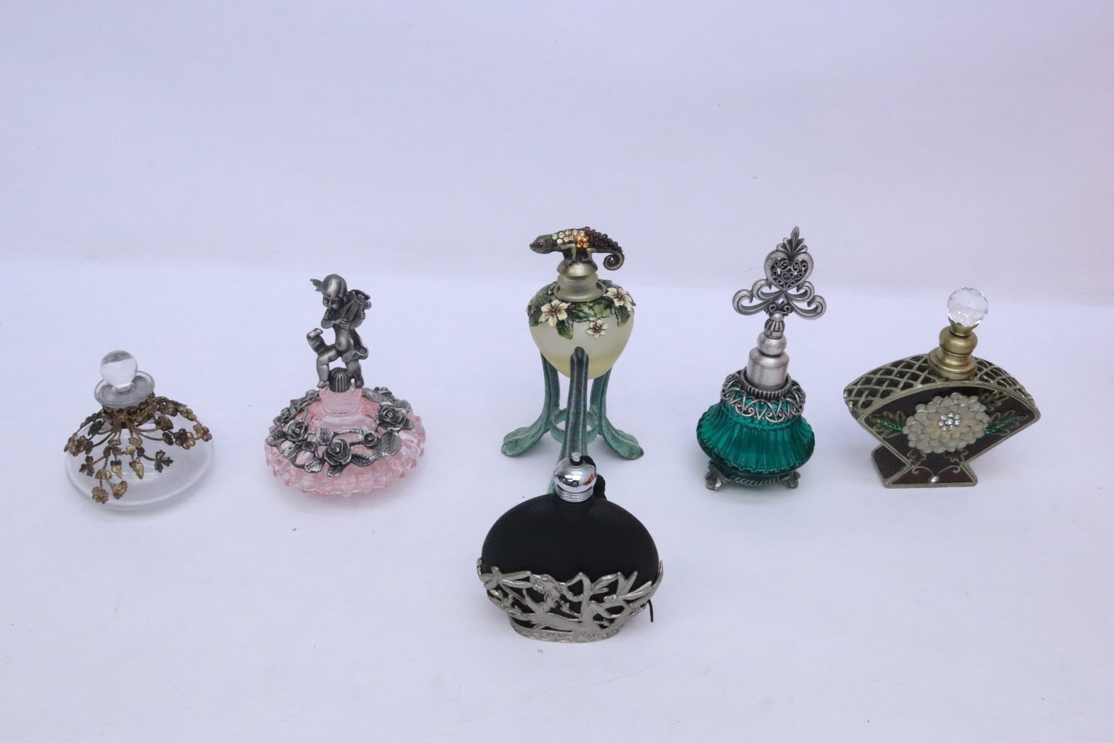 6 fancy perfume bottles: 6 fancy perfume bottles, 3"x2.18"dia - 5.8"x2.6"dia