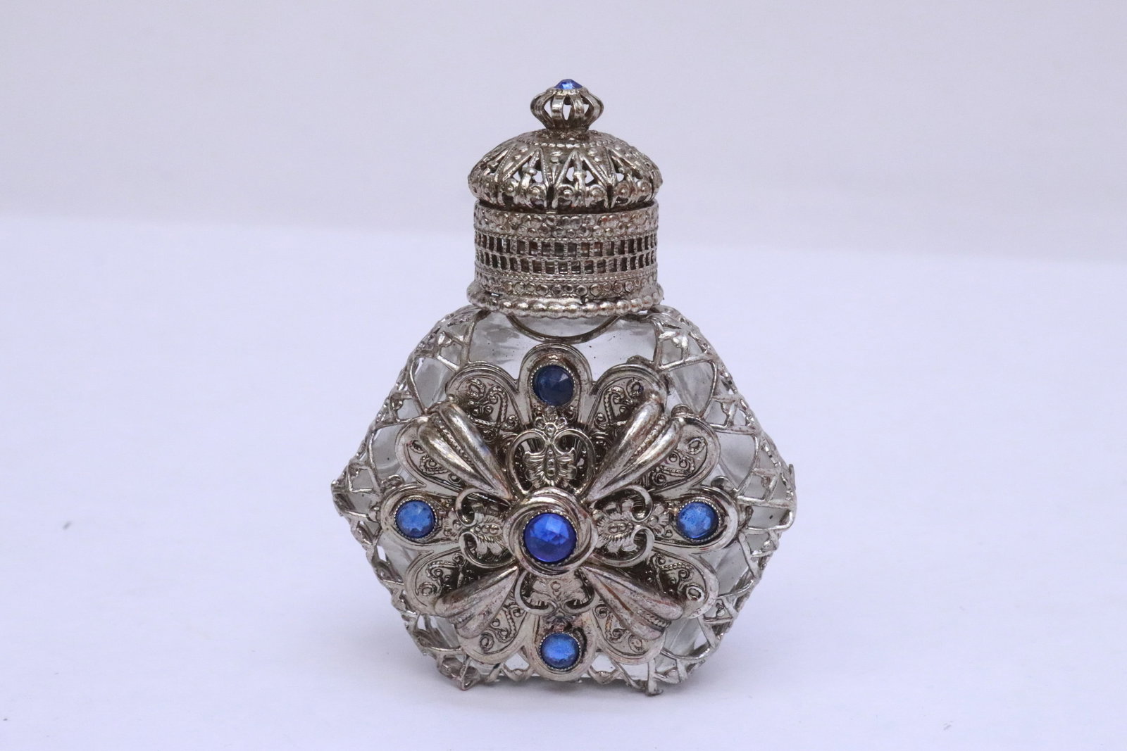 6 perfume bottles - 5