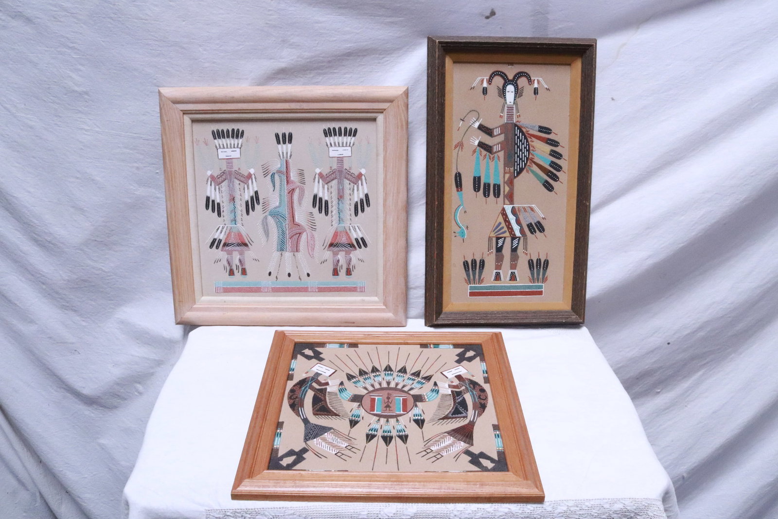 3 Indian sand paintings: 3 Indian sand paintings, 11.6"x11.6" (F:14.65"x14.65"x0.7") - 15.65"x7.65" (F:18.8"x10.9"x1.8")