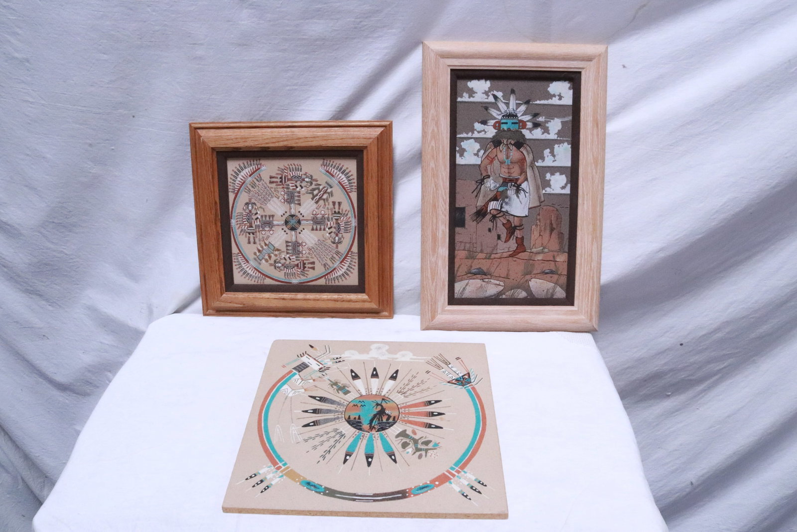 3 Indian sand paintings: 3 Indian sand paintings, 7.6"x7.6" (F:11.7"x11.7"x1.5") - 11.65"x6.6" (F:16.6"x10.6"x1.15")