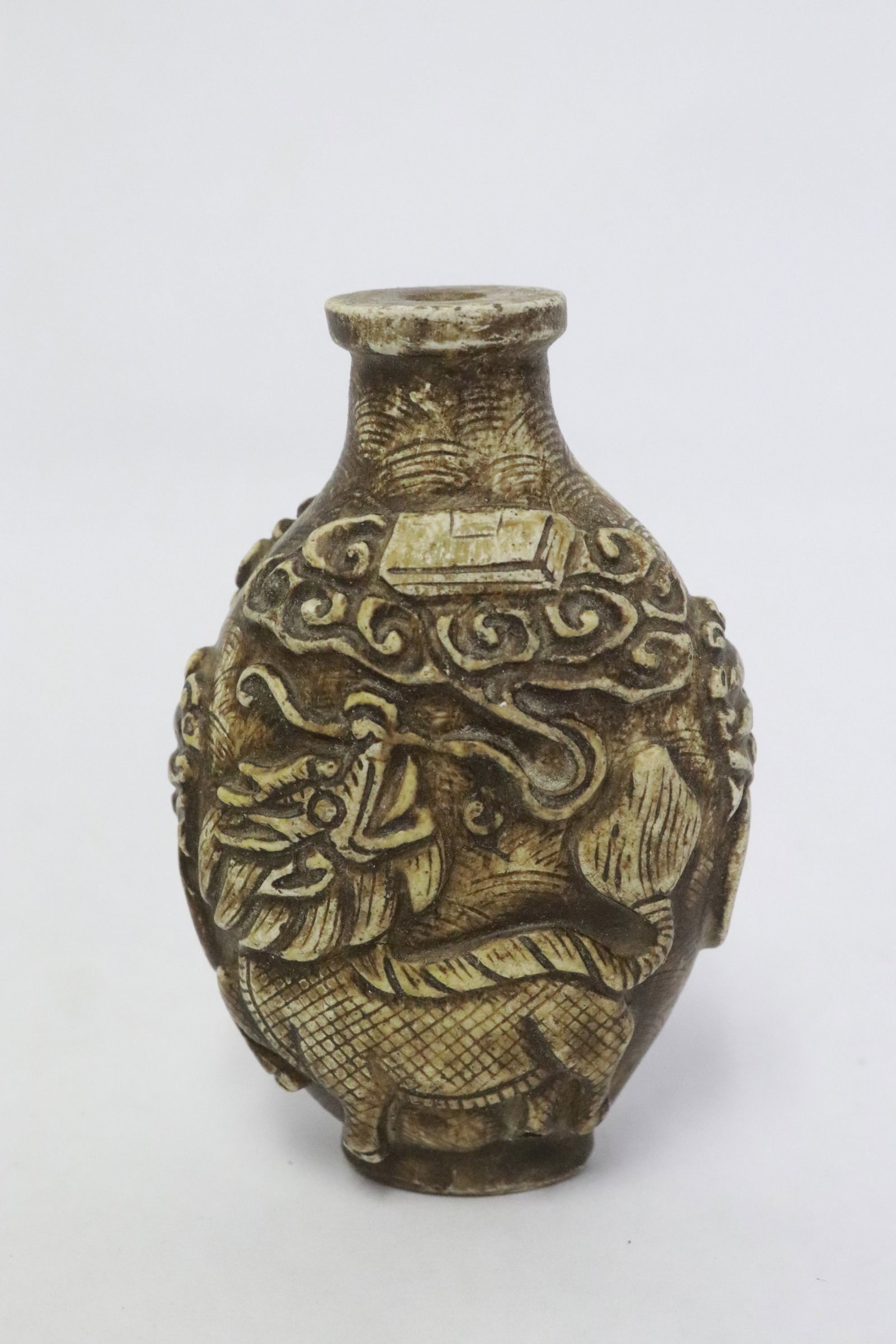 7 snuff bottles - 7