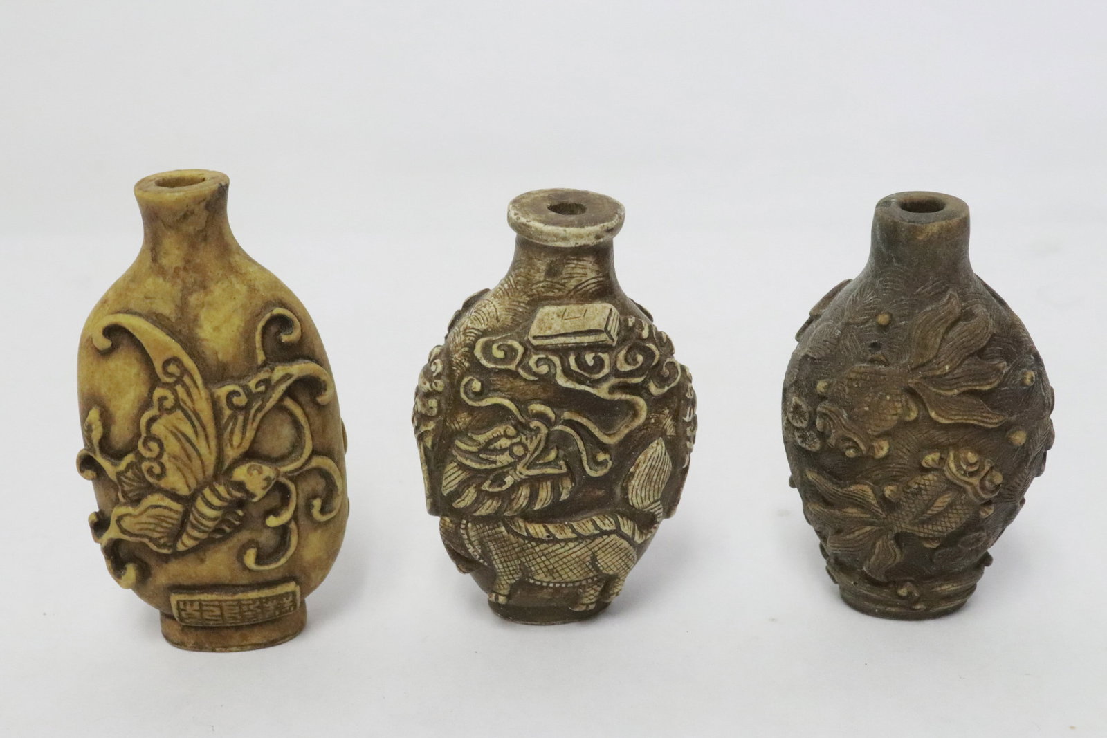7 snuff bottles - 9