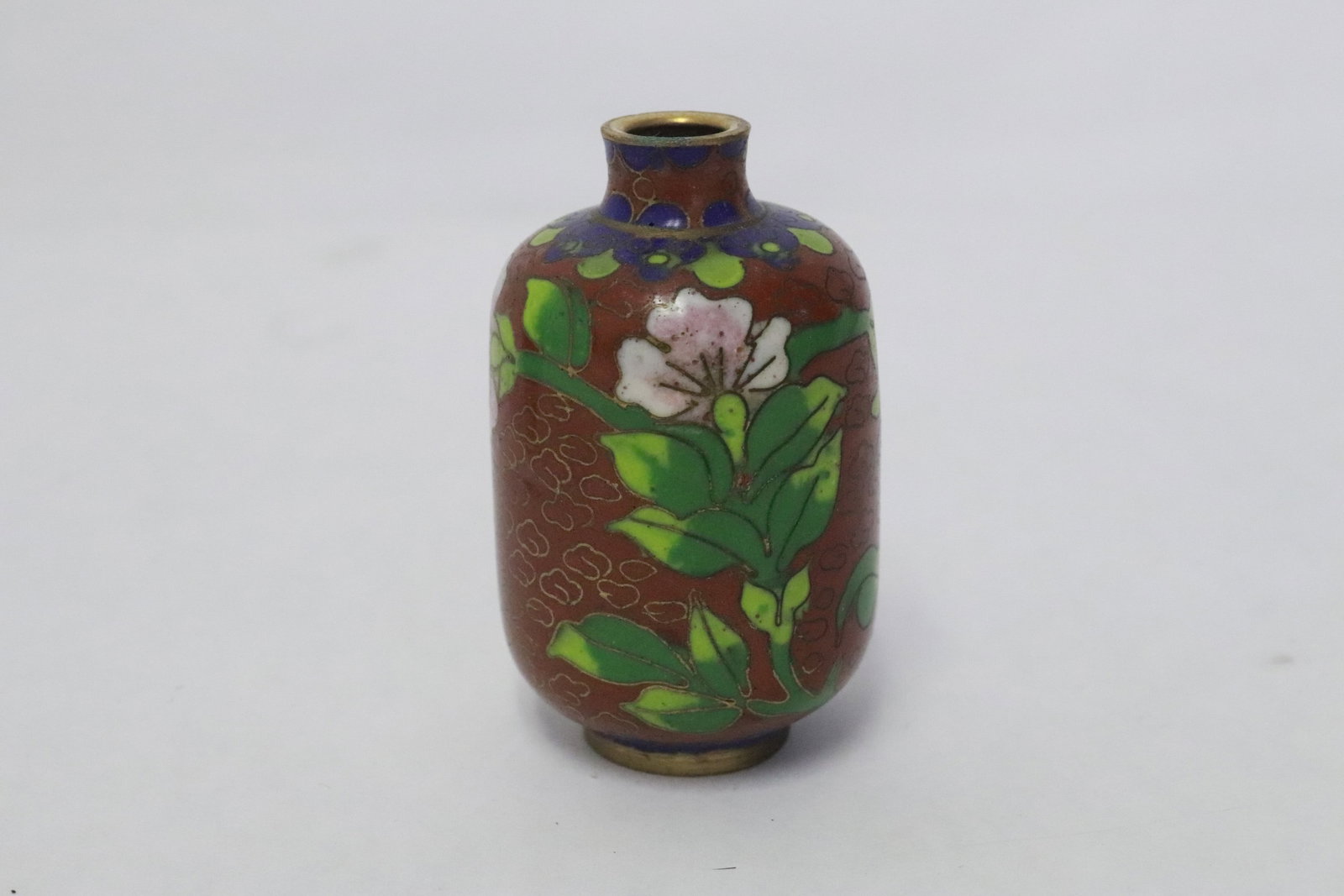 5 snuff bottles - 9