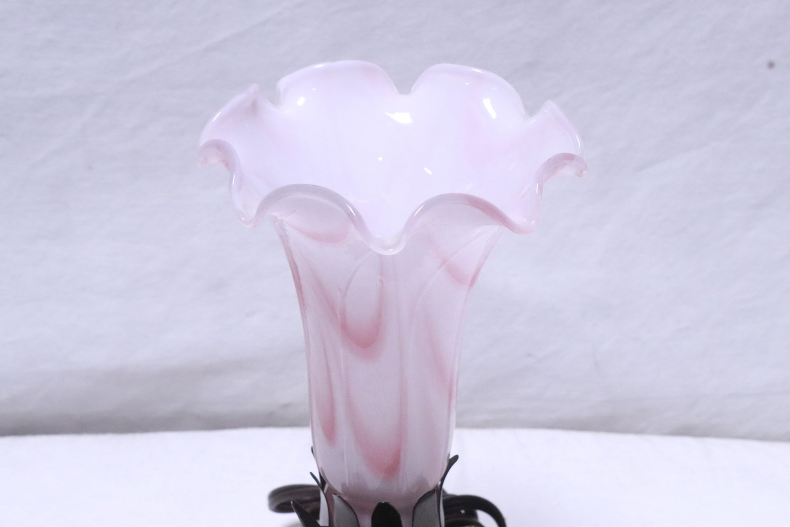 A table lamp - 3