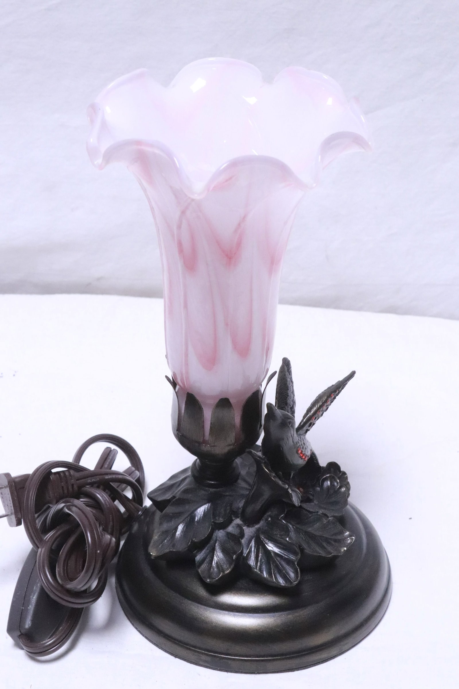 A table lamp - 5