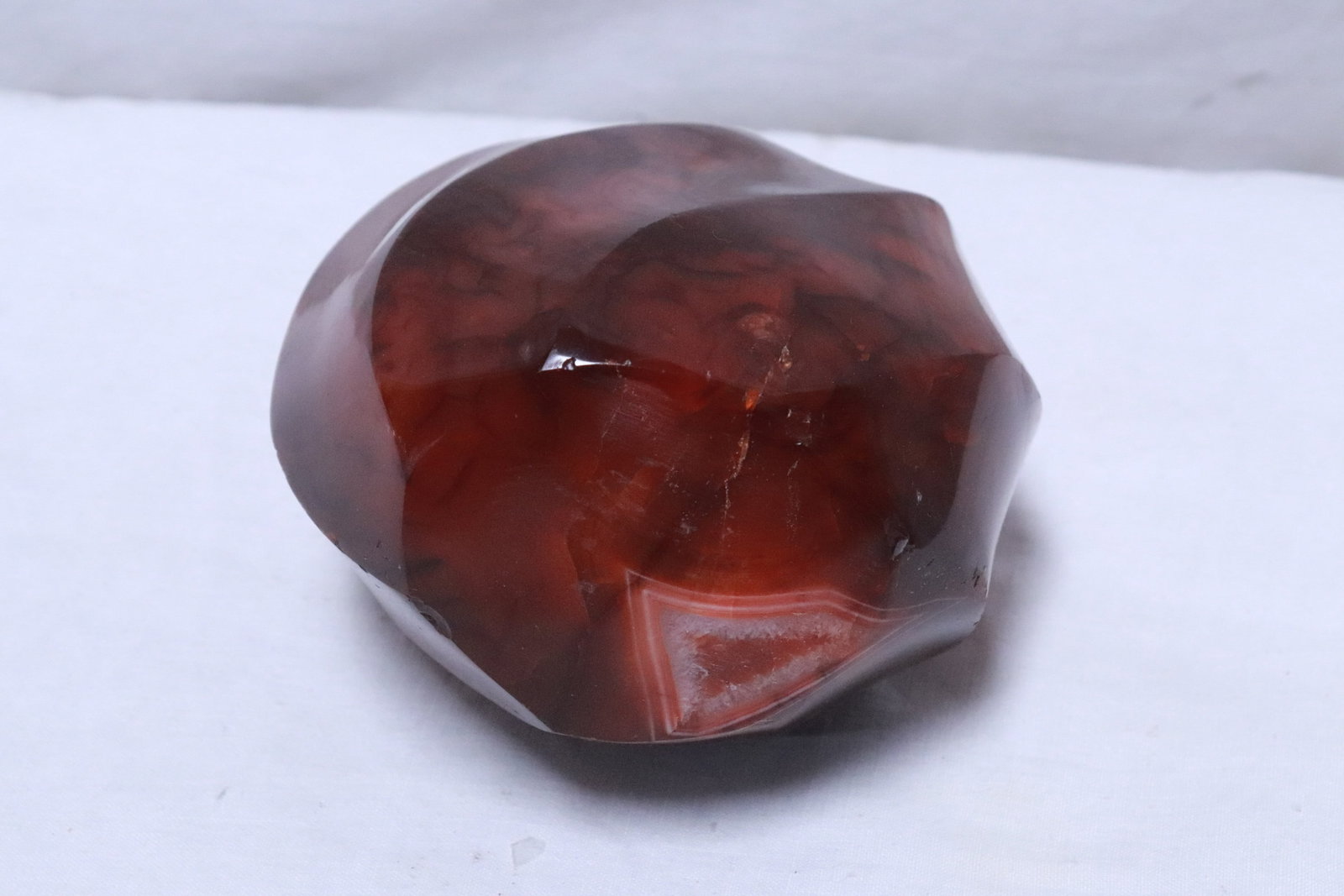 A polished agate geo - 5