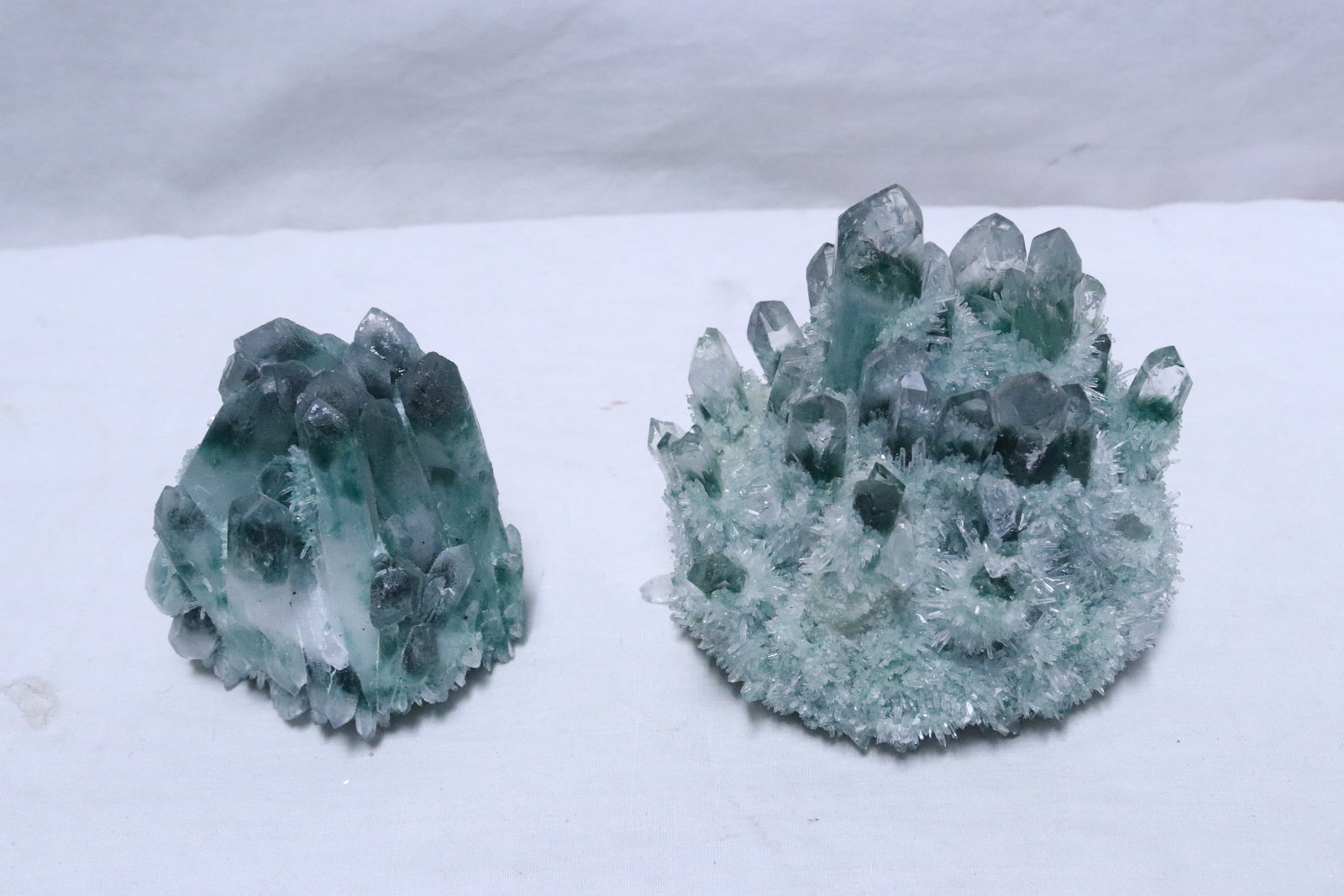 2 pieces green phantom quartz clusters: 2 pieces green phantom quartz clusters, 3.35"x2.8"x3.1", 4.2"x4.4"x4.8"
