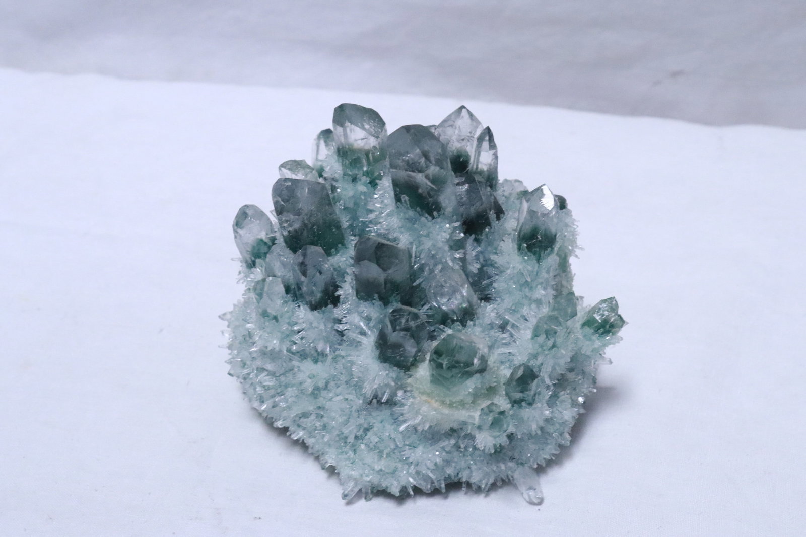 2 pieces green phantom quartz clusters - 4