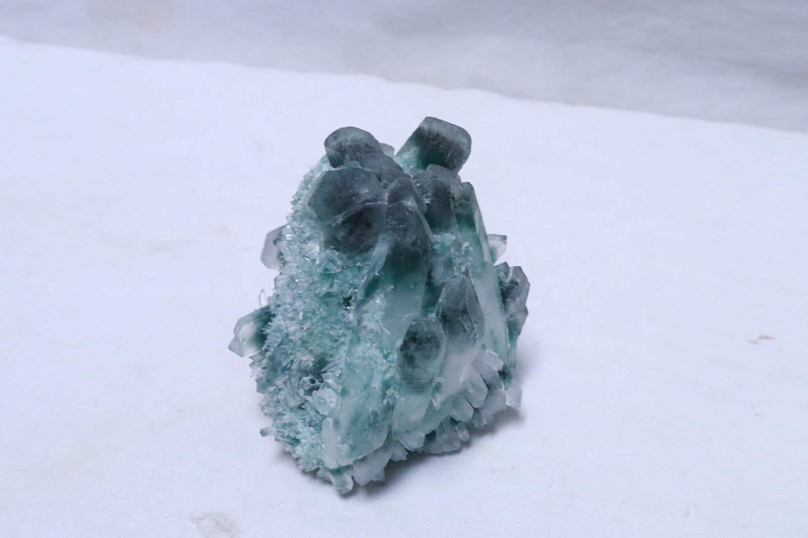 2 pieces green phantom quartz clusters - 7