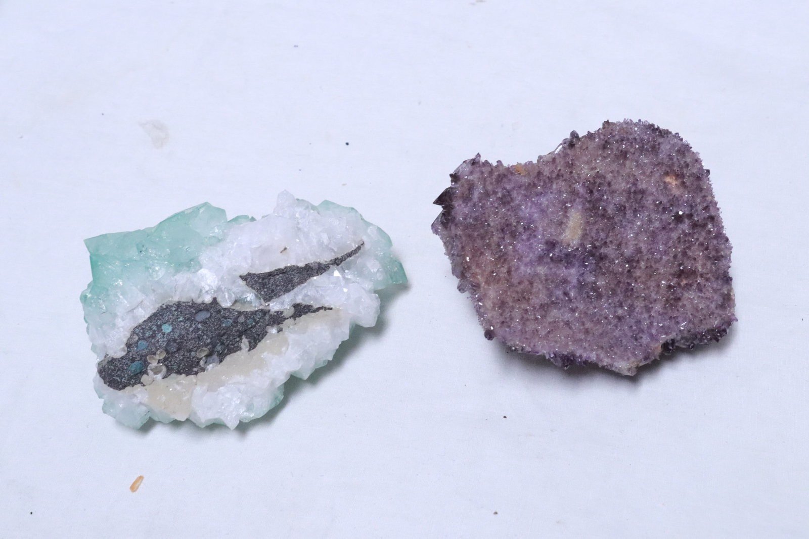 2 crystal clusters - 8