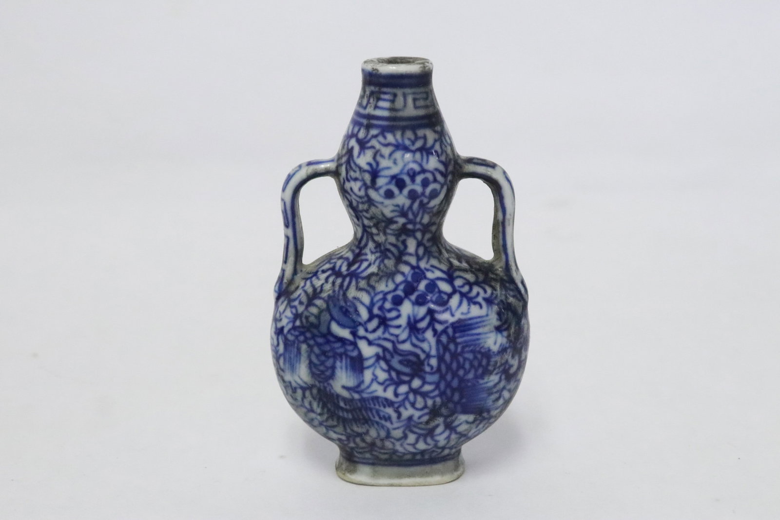 6 Chinese snuff bottles - 3