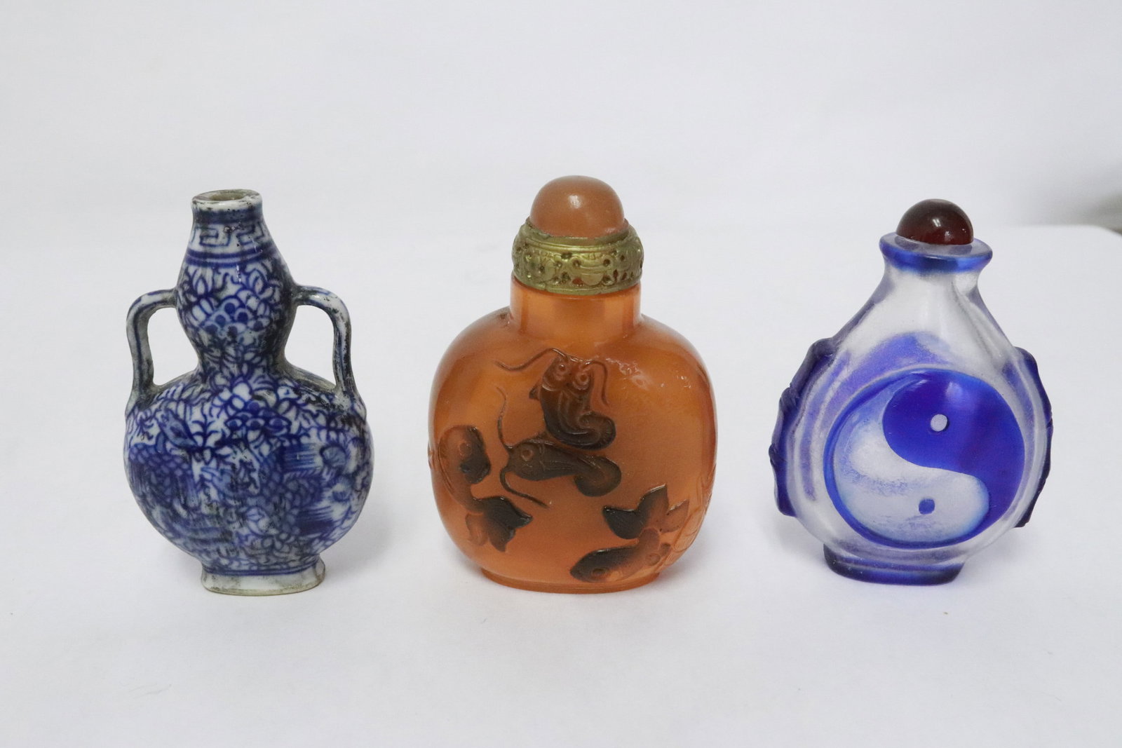 6 Chinese snuff bottles - 5
