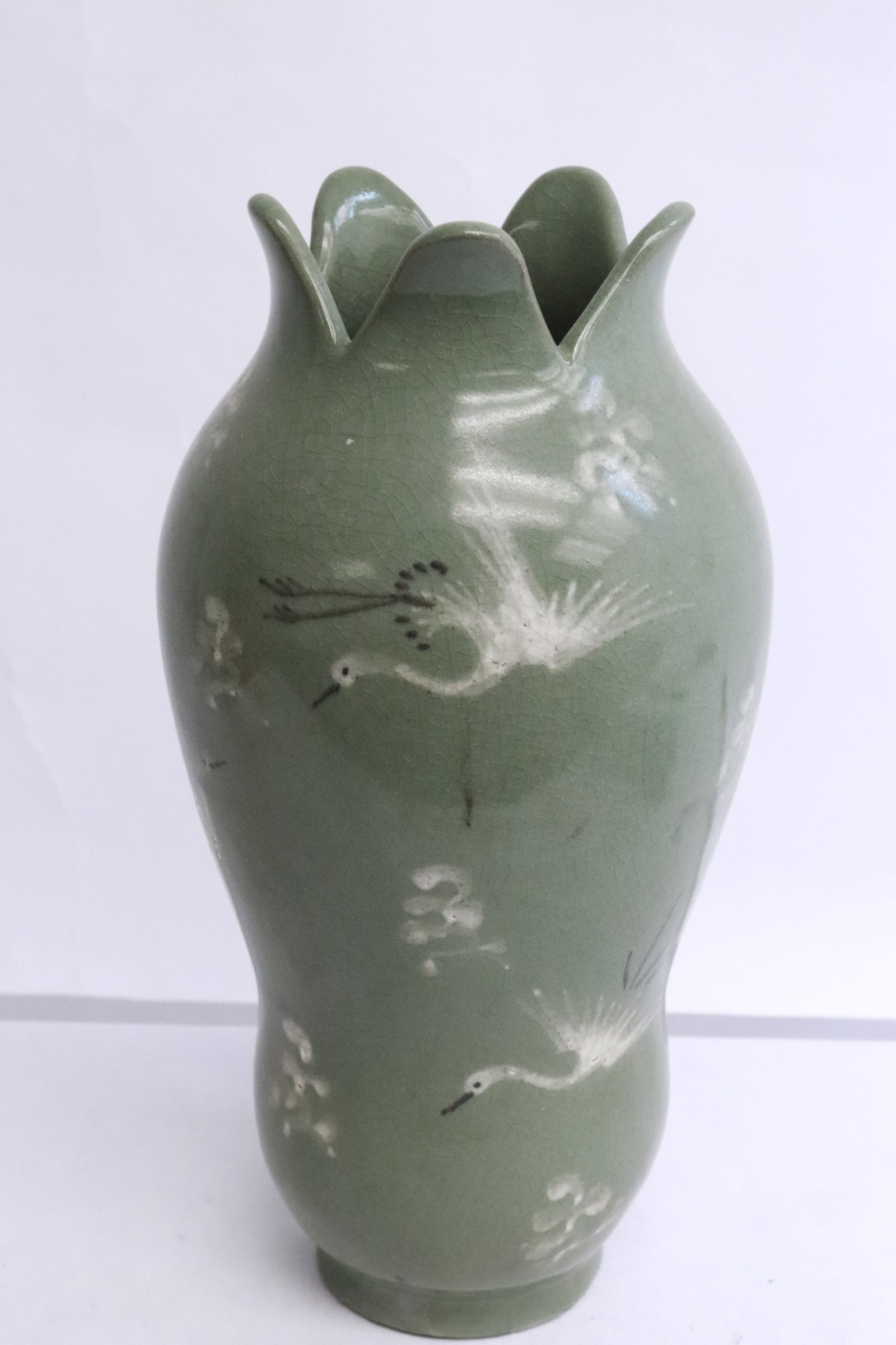 Korean celadon vase (1 of 7)