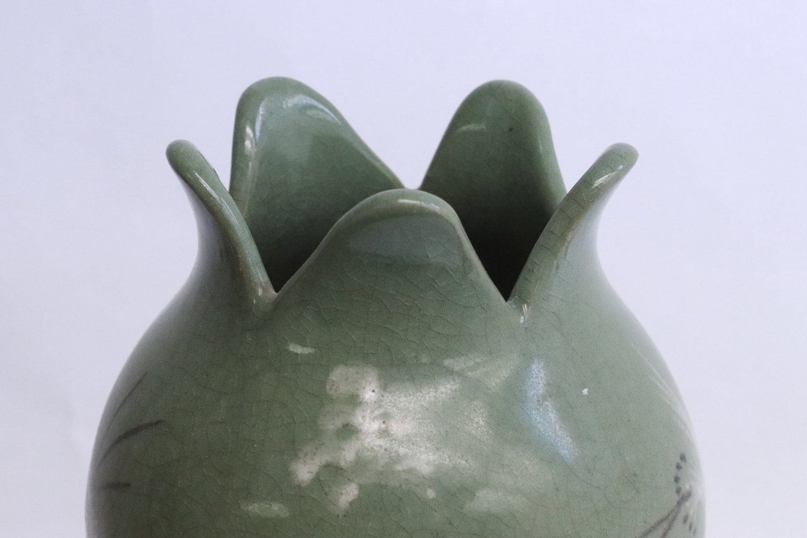 Korean celadon vase - 6