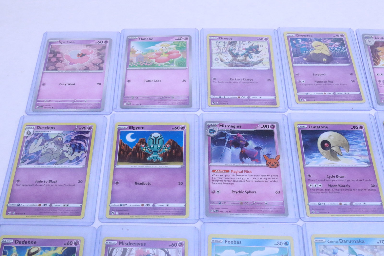 40 Pokémon cards - 2