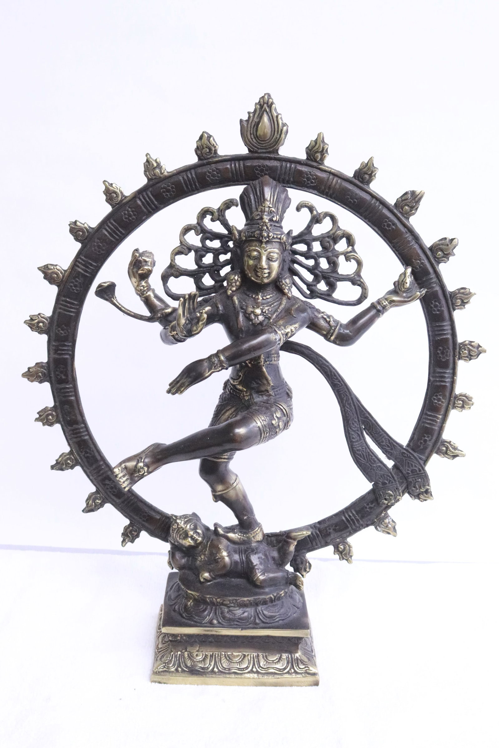 South Asia bronze/ brass sculpture of deity: South Asia bronze/ brass sculpture of deity, 13.5"H