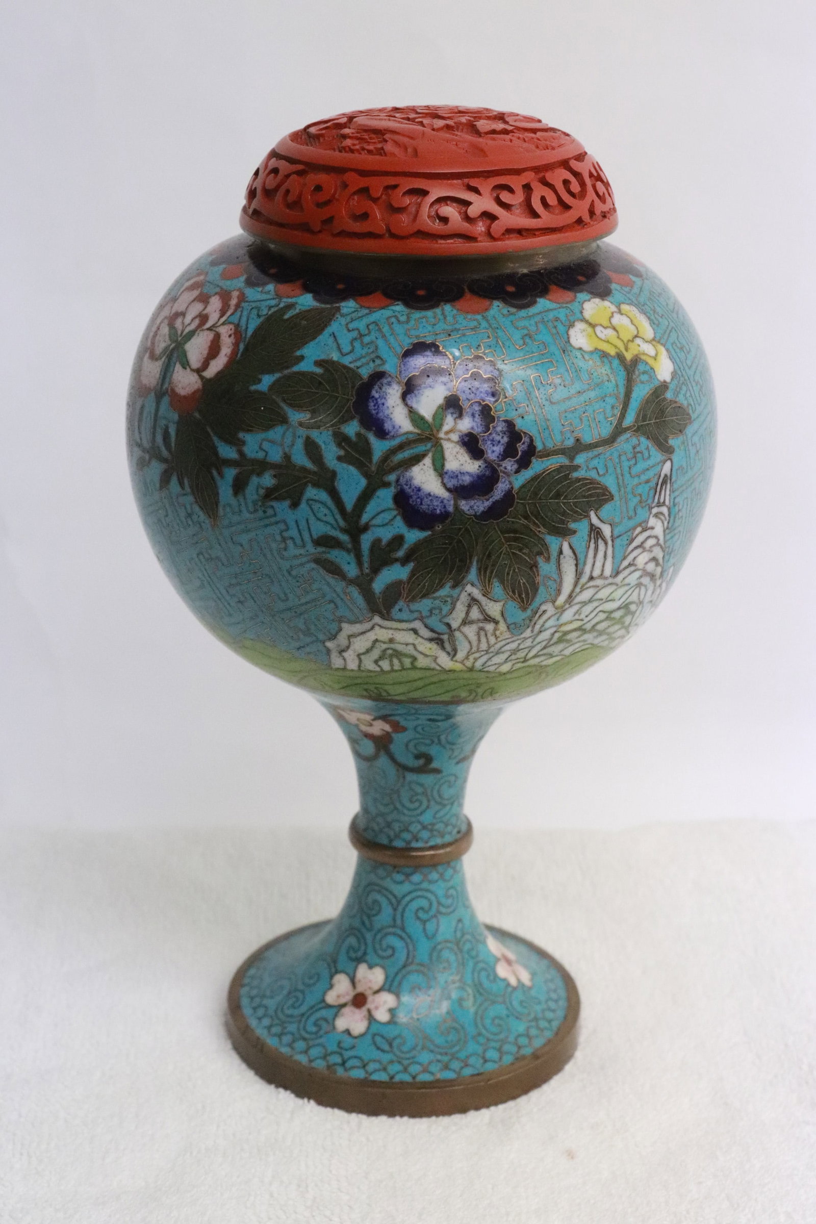 A cloisonne stem bowl with replacement top: A cloisonne stem bowl with replacement top, 8.3"x4.9"dia