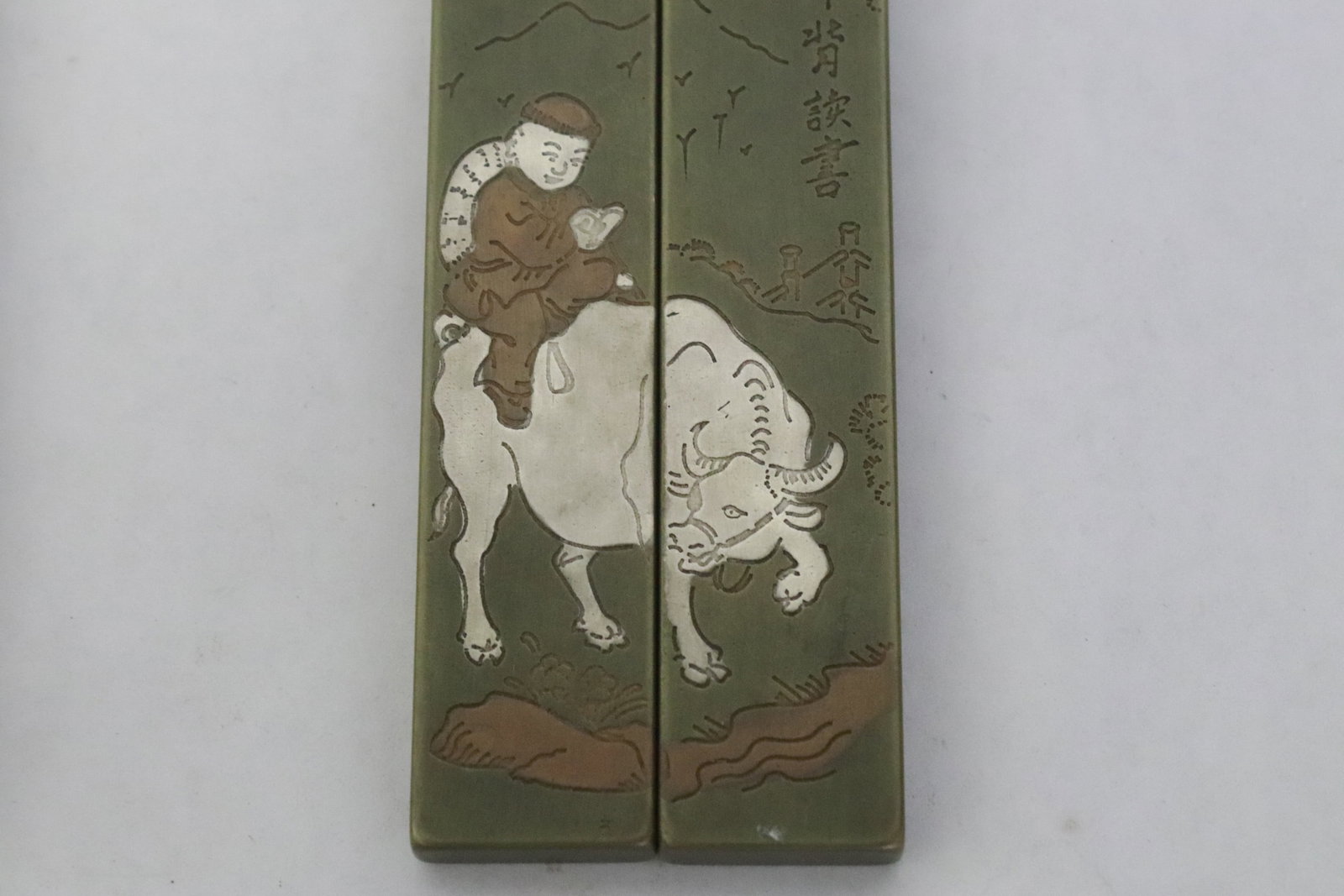 2 pairs bronze scroll weights - 3