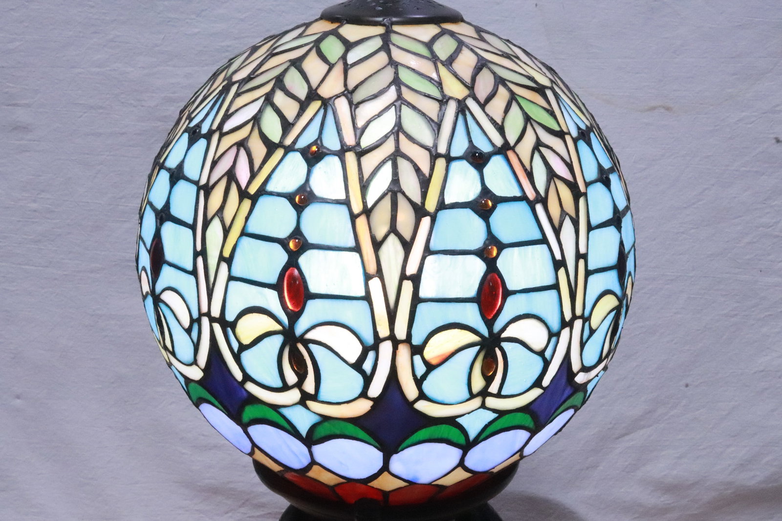 A fancy composition base table lamp - 3