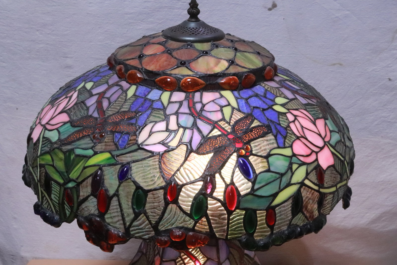 A fancy table lamp - 6