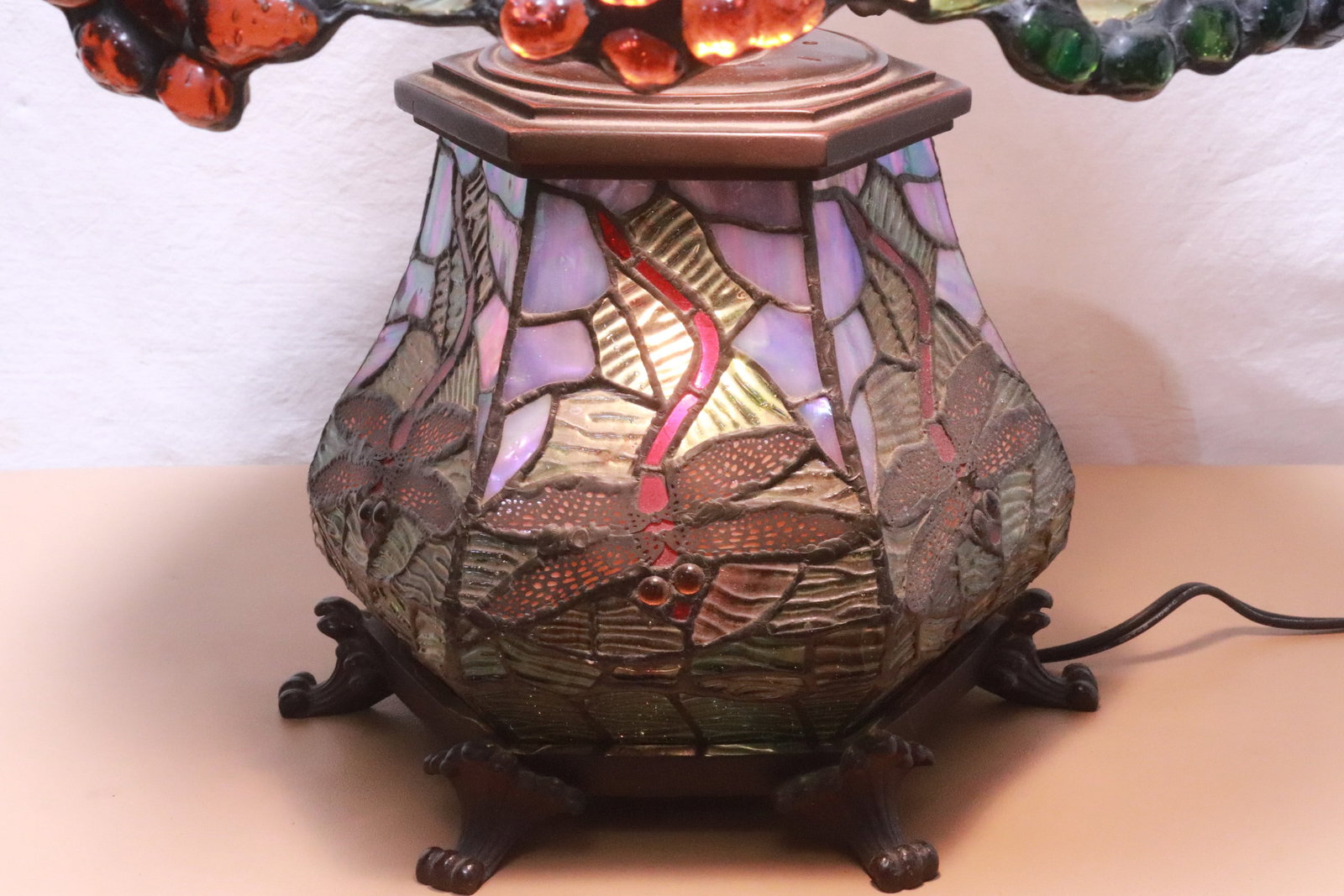 A fancy table lamp - 7