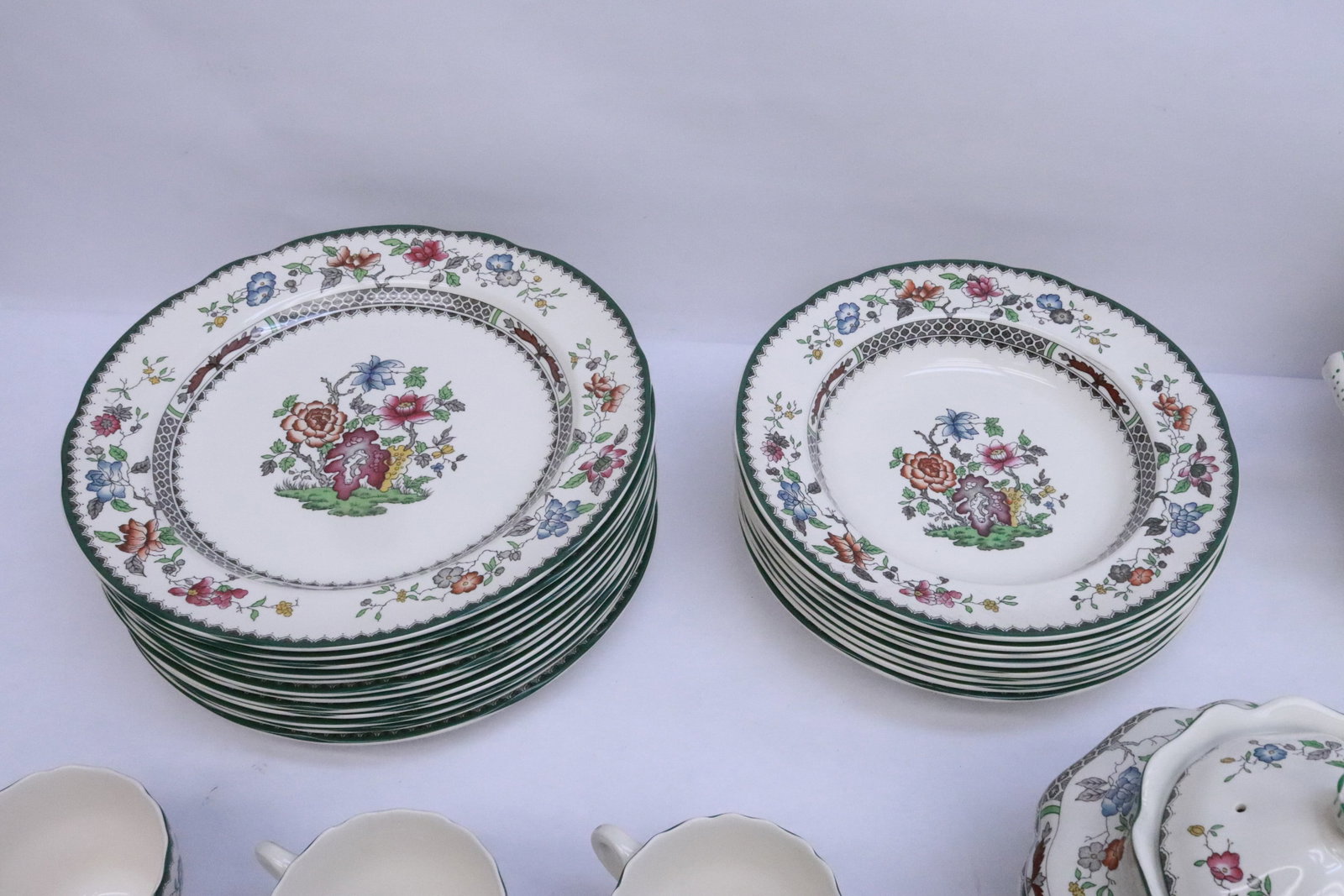 Spode china set in Chinese rose pattern - 3