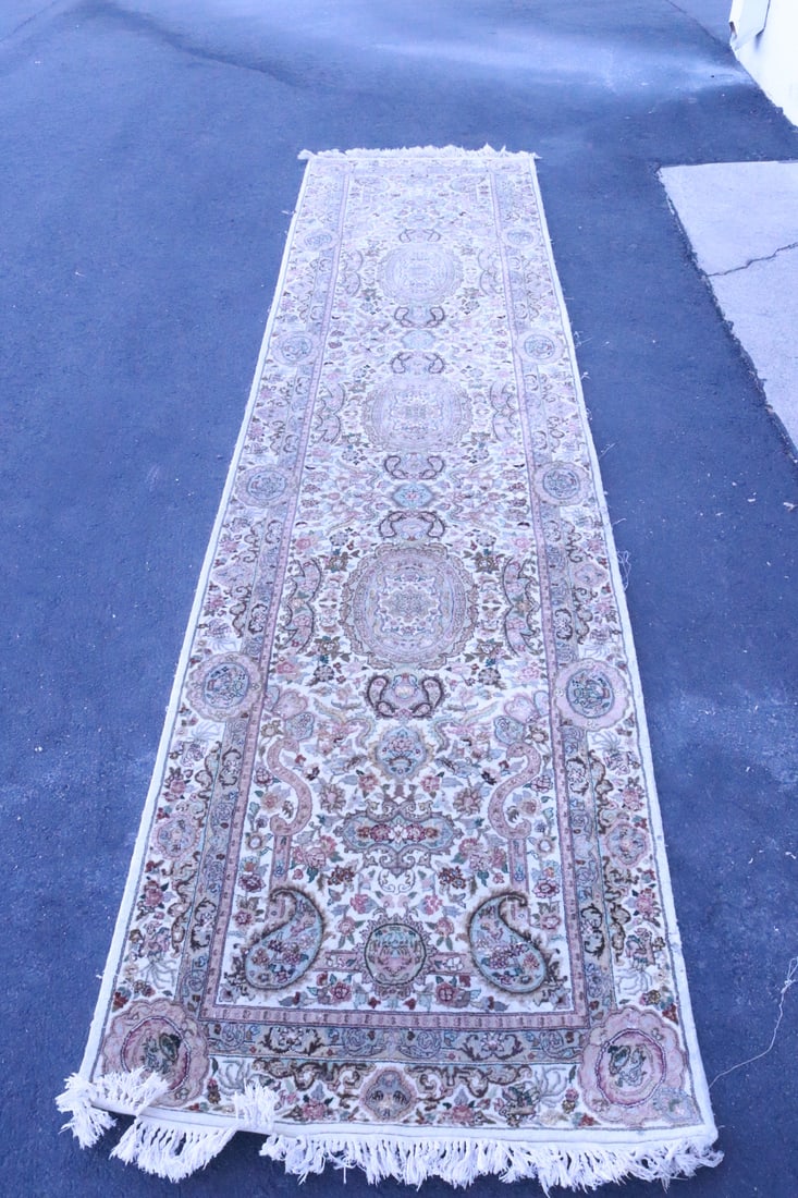Very fine Persian runner: Very fine Persian runner, 133.6"x30.8"