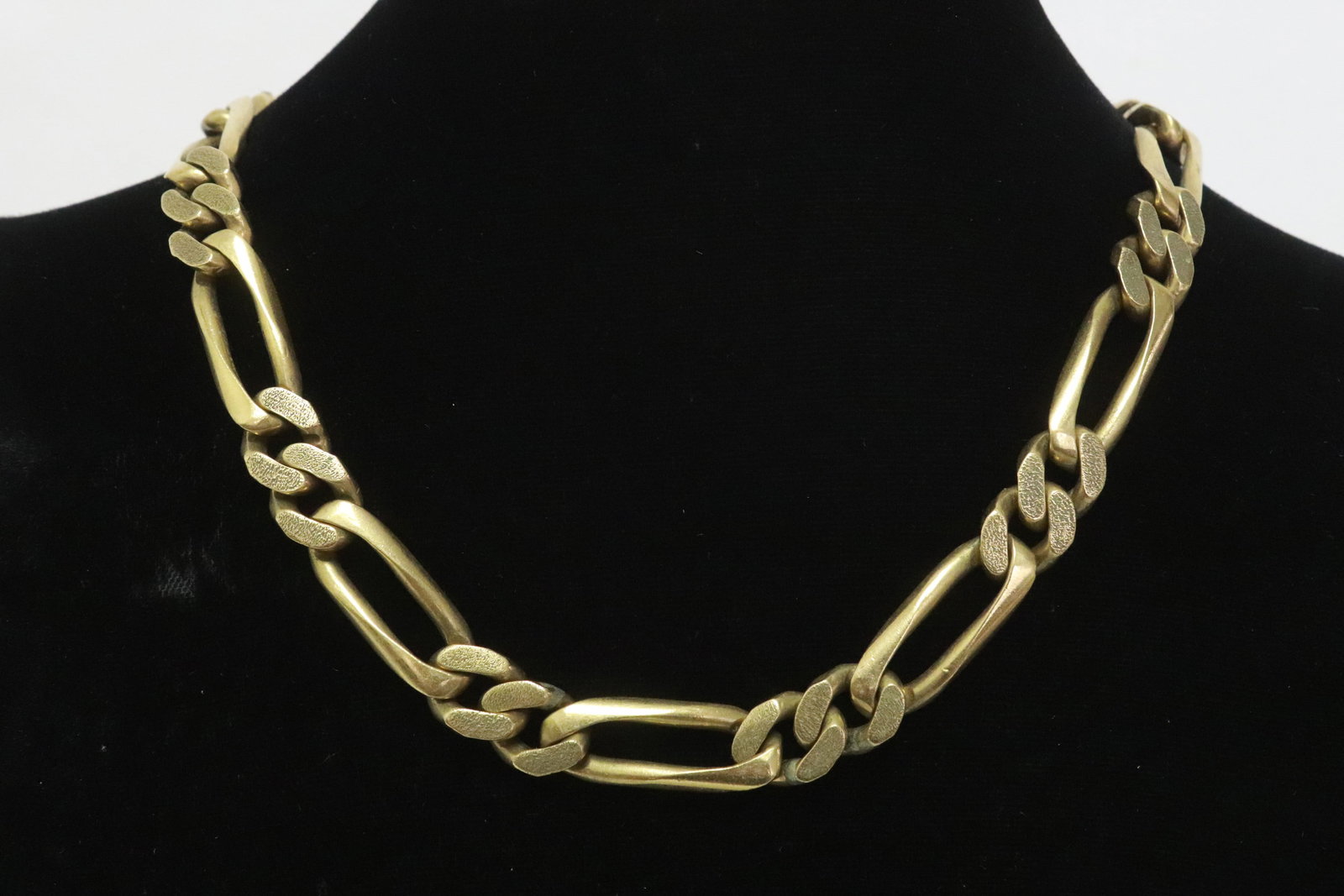 A solid 18K Y/G anchor link necklace - 6