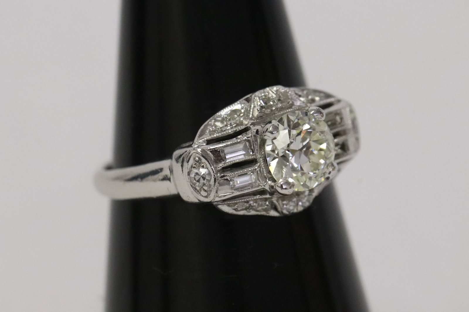 art deco platinum diamond ring - 3