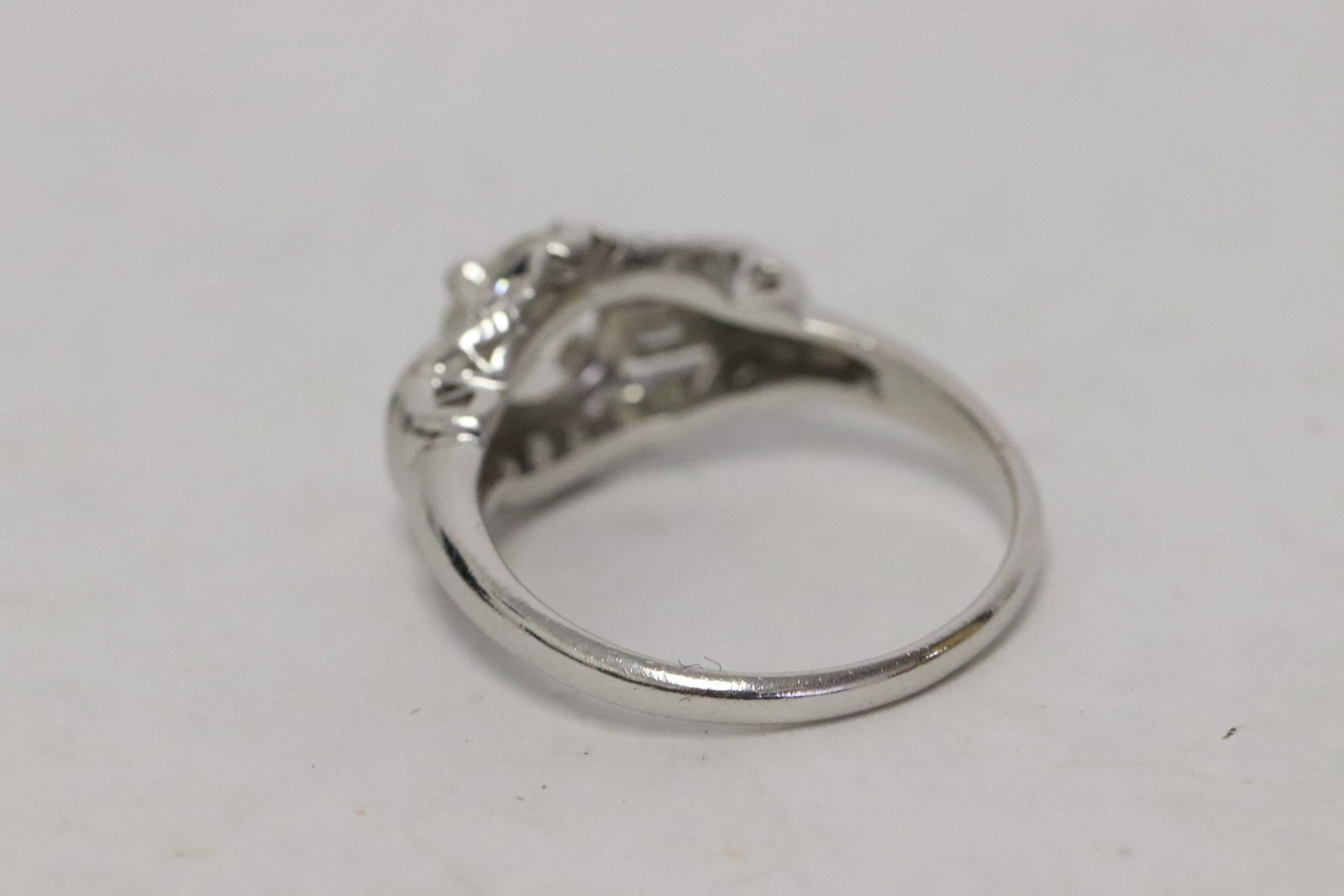 art deco platinum diamond ring - 4