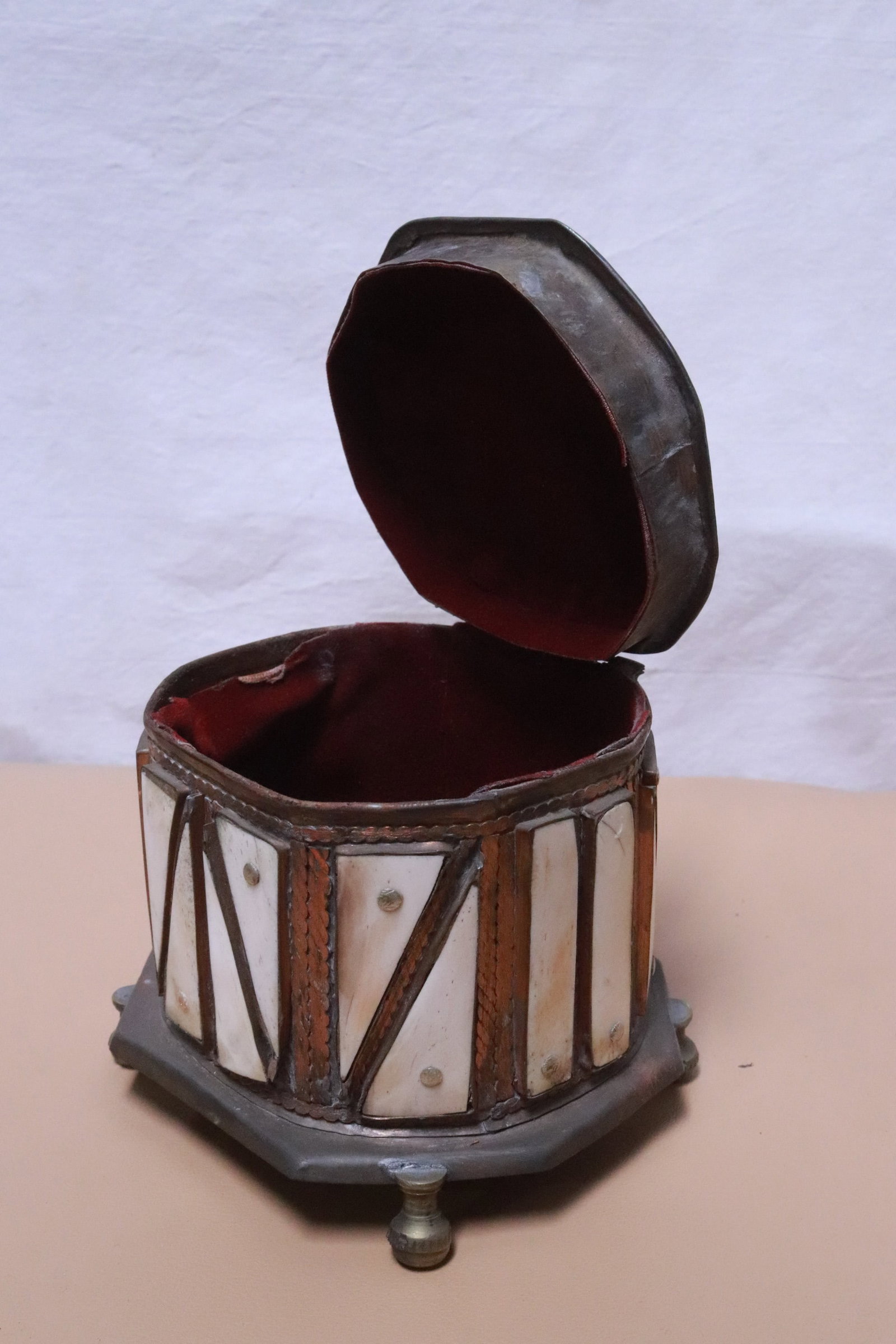 2 bone decorated tea caddies - 7