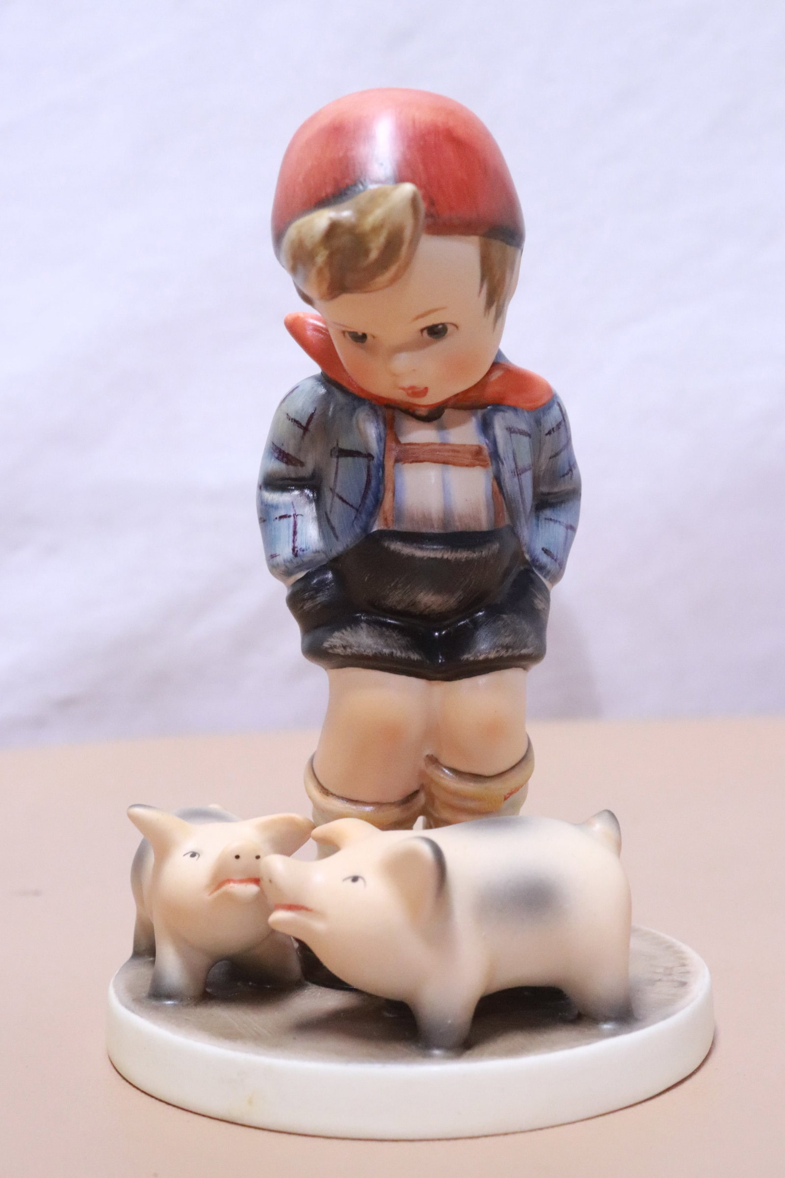 3 Hummel figurines - 5