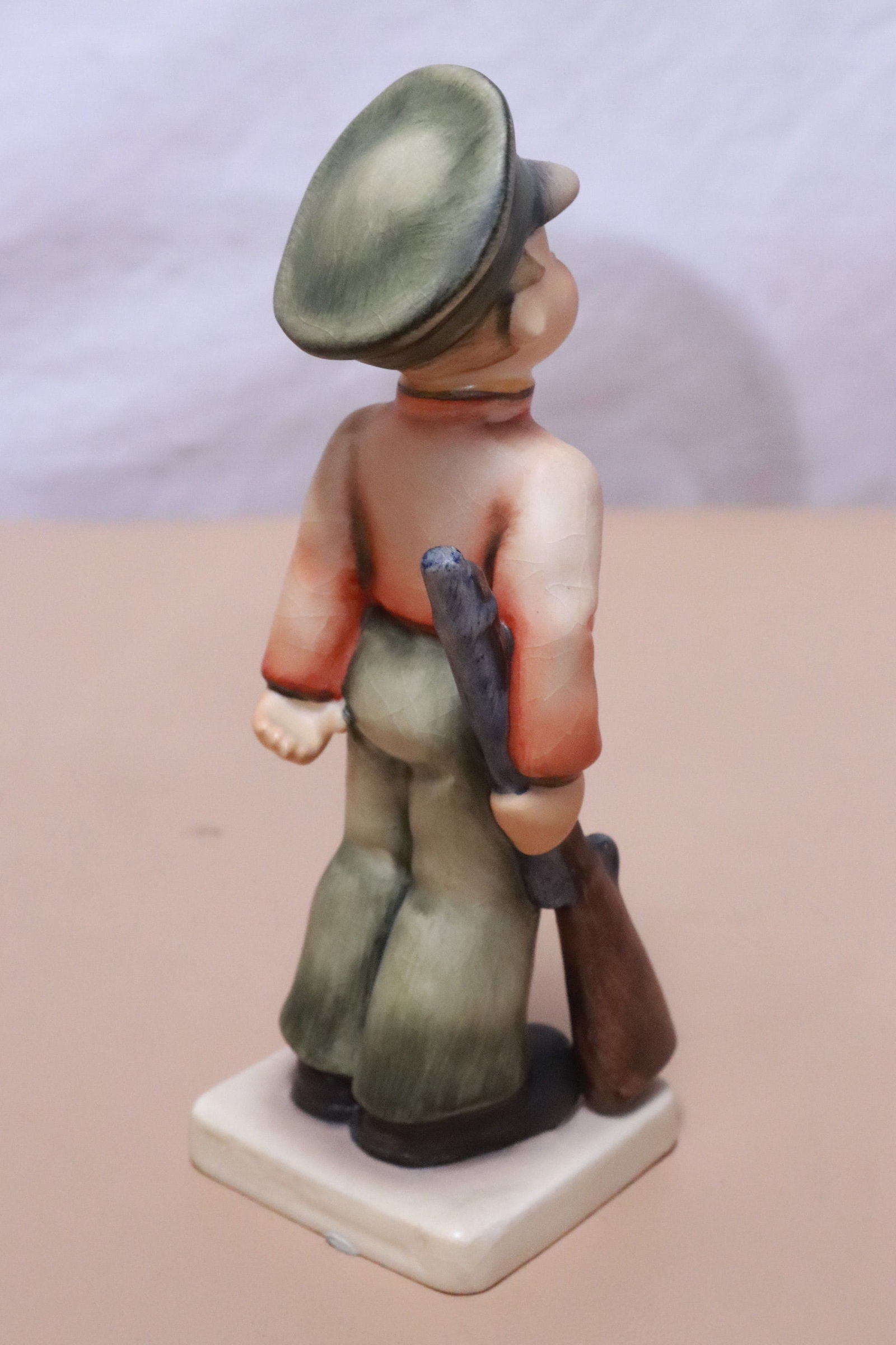 3 Hummel figurines - 9