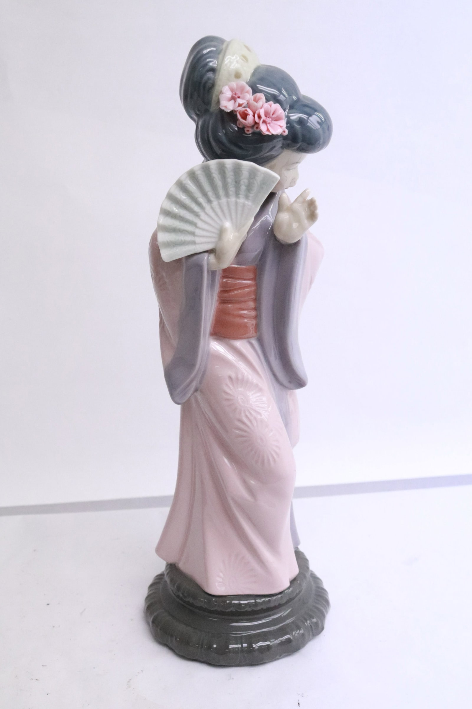 2 Lladro figurine - 3