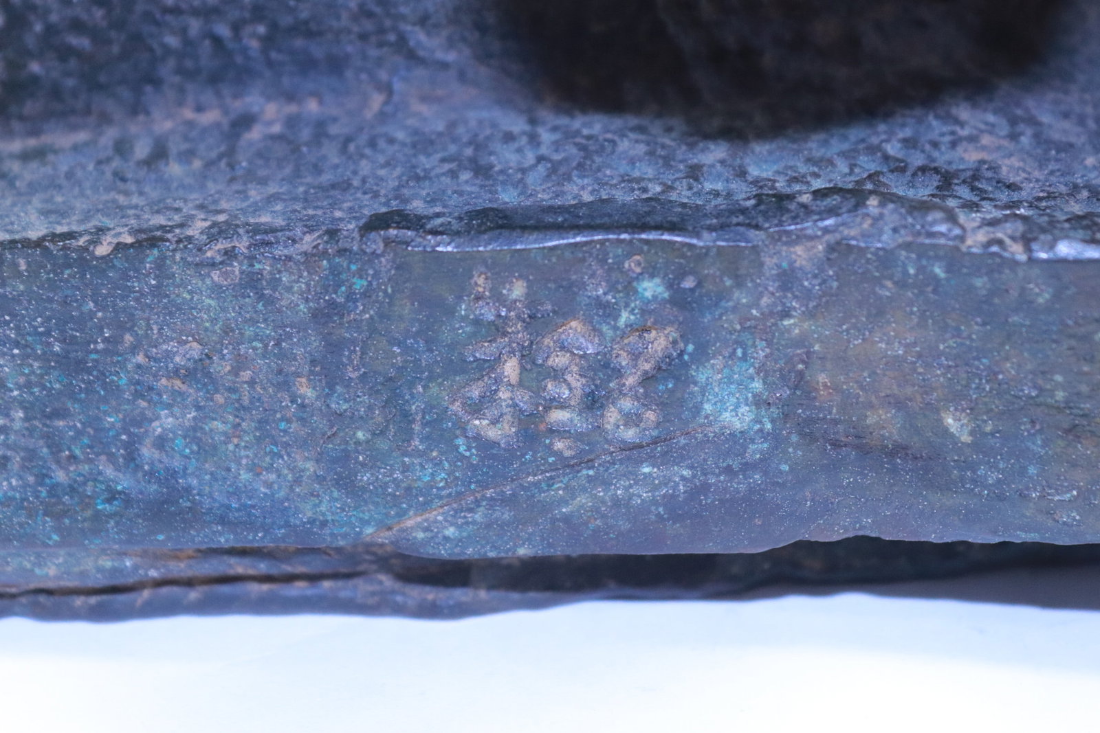 Ming Ju bronze sculpture, signed - 7