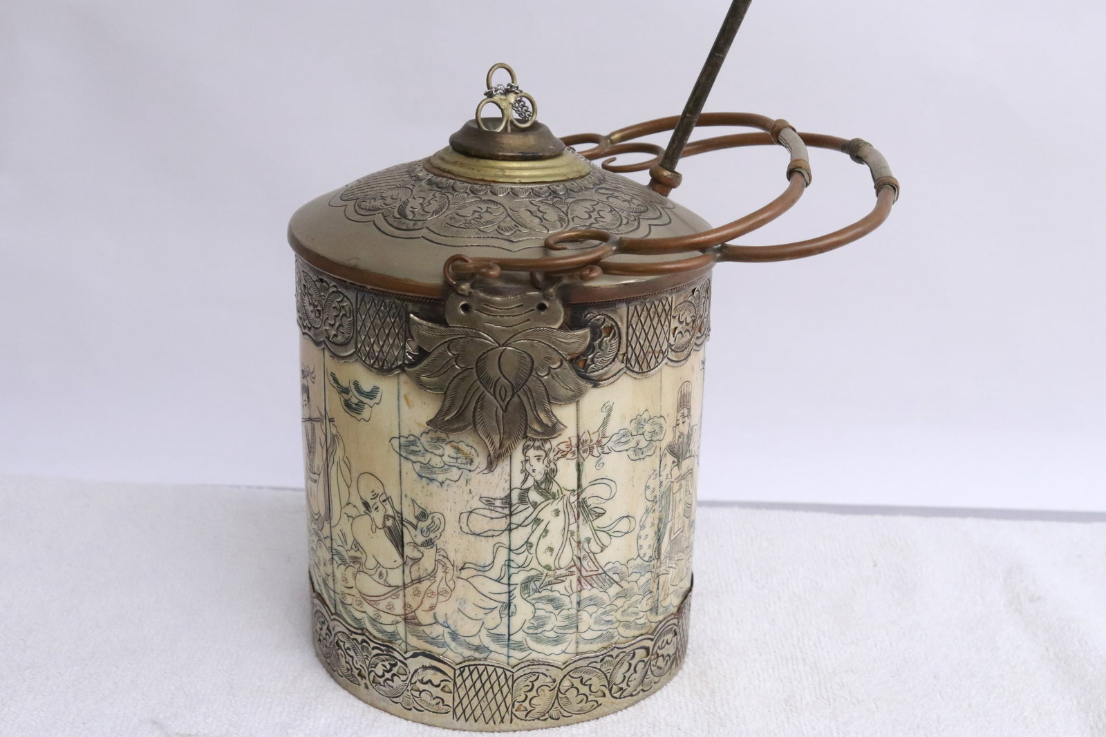 2 bone decorated tea caddies - 3