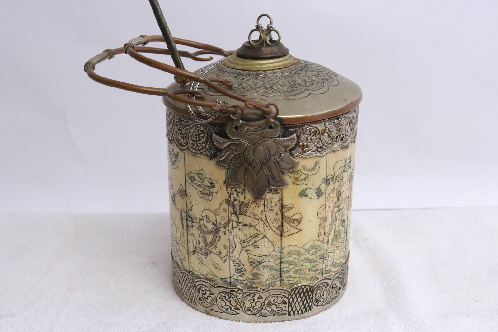 2 bone decorated tea caddies - 5