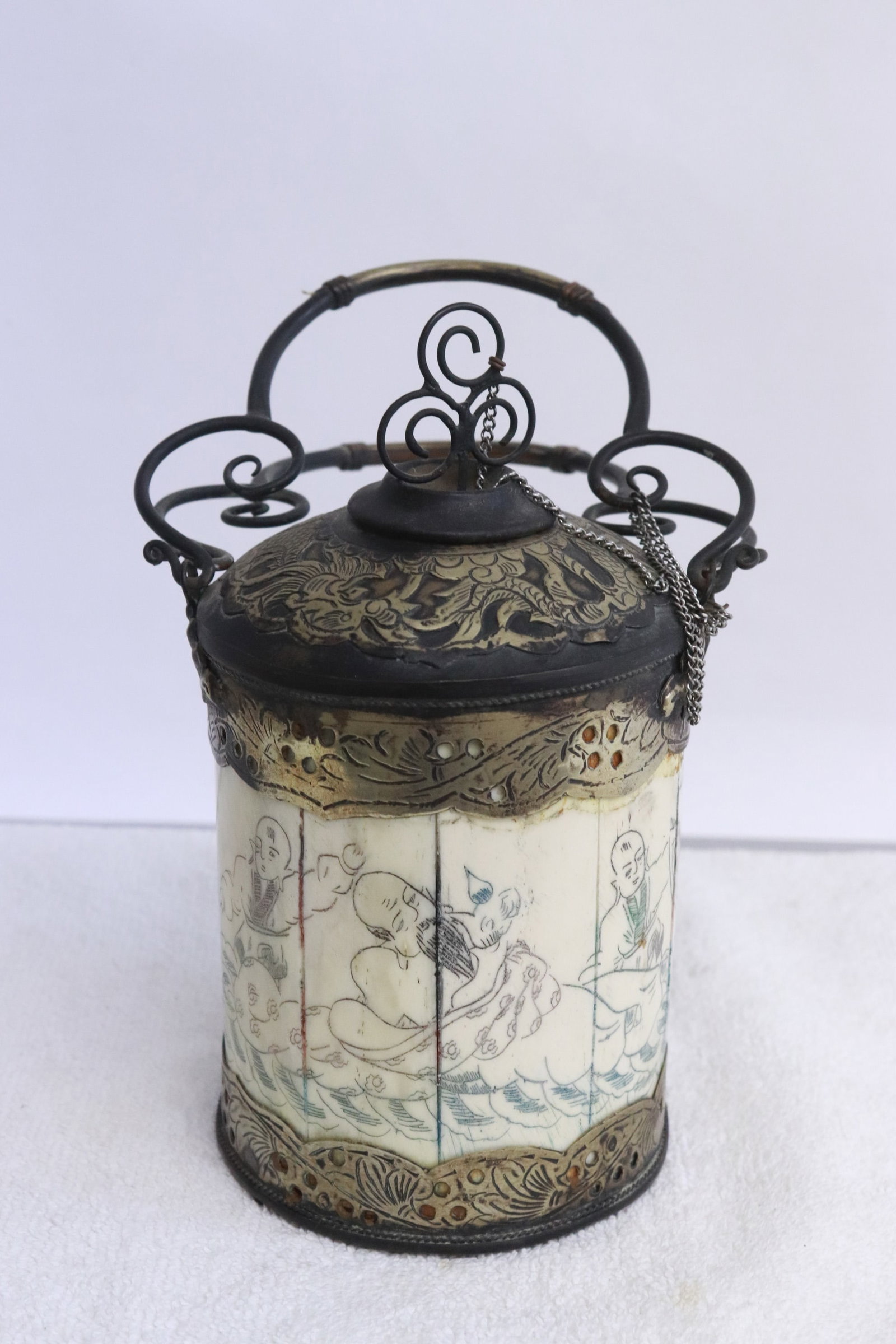 2 bone decorated tea caddies - 6