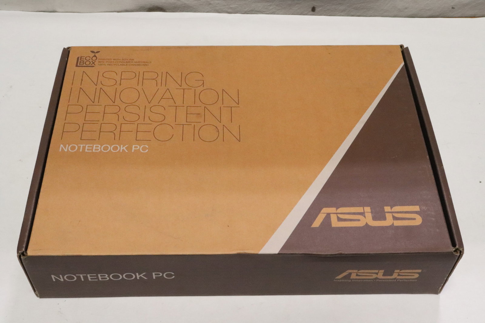 2 laptop computers - 2