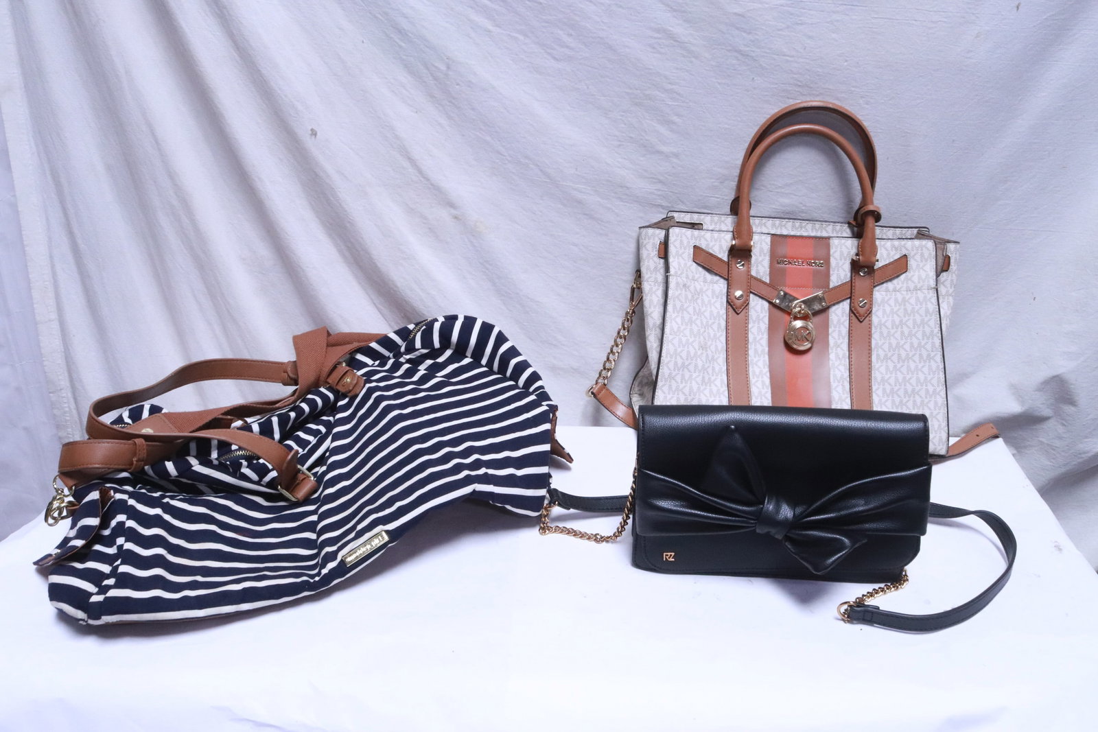 3 lady's bags (1 of 10)