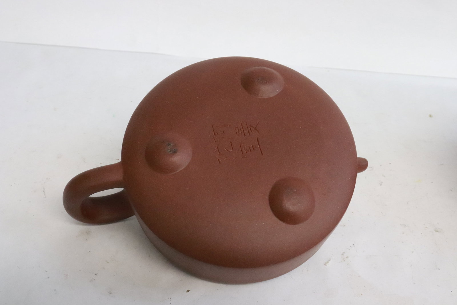 3 Yixing teapots - 7