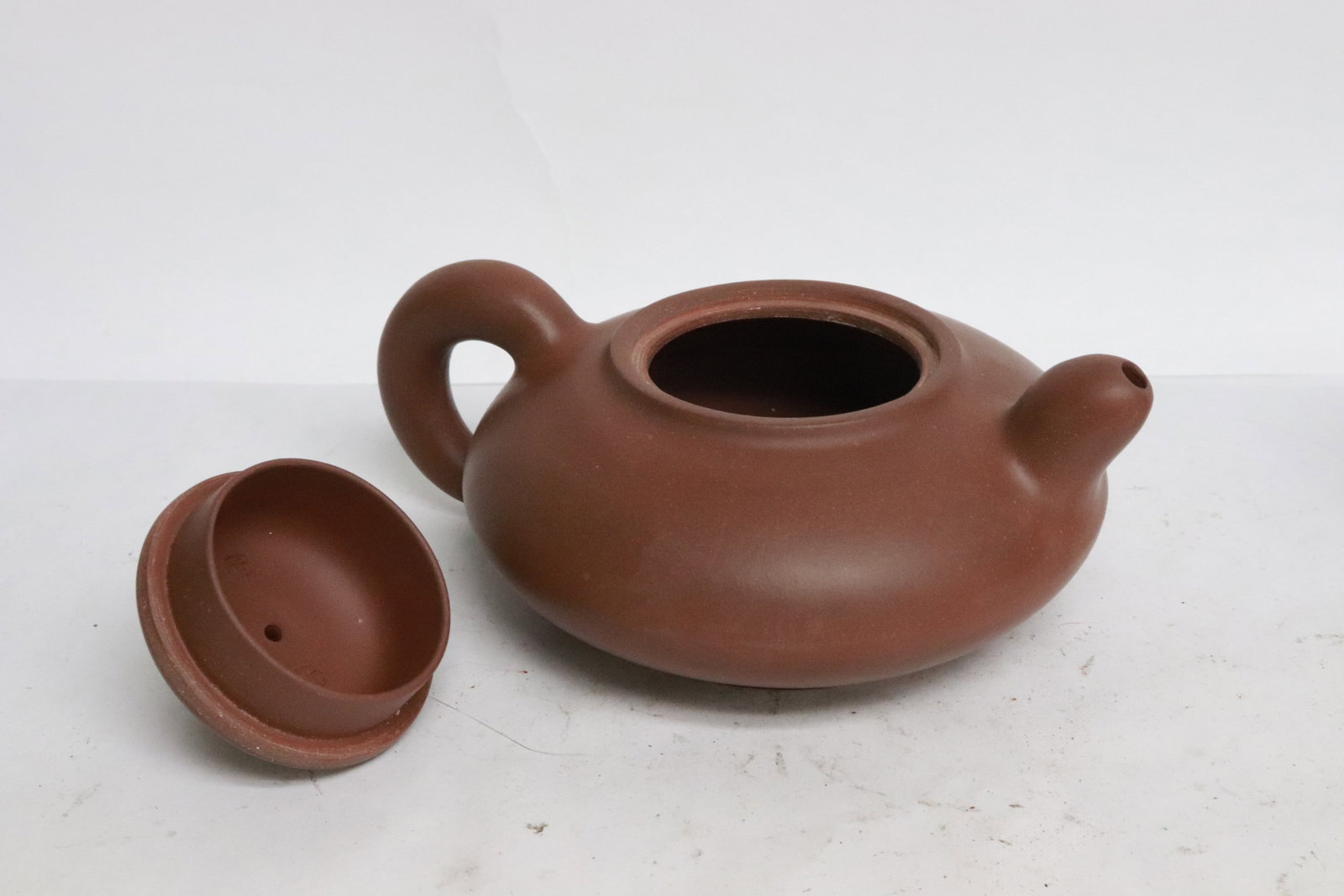 3 Yixing teapots - 3