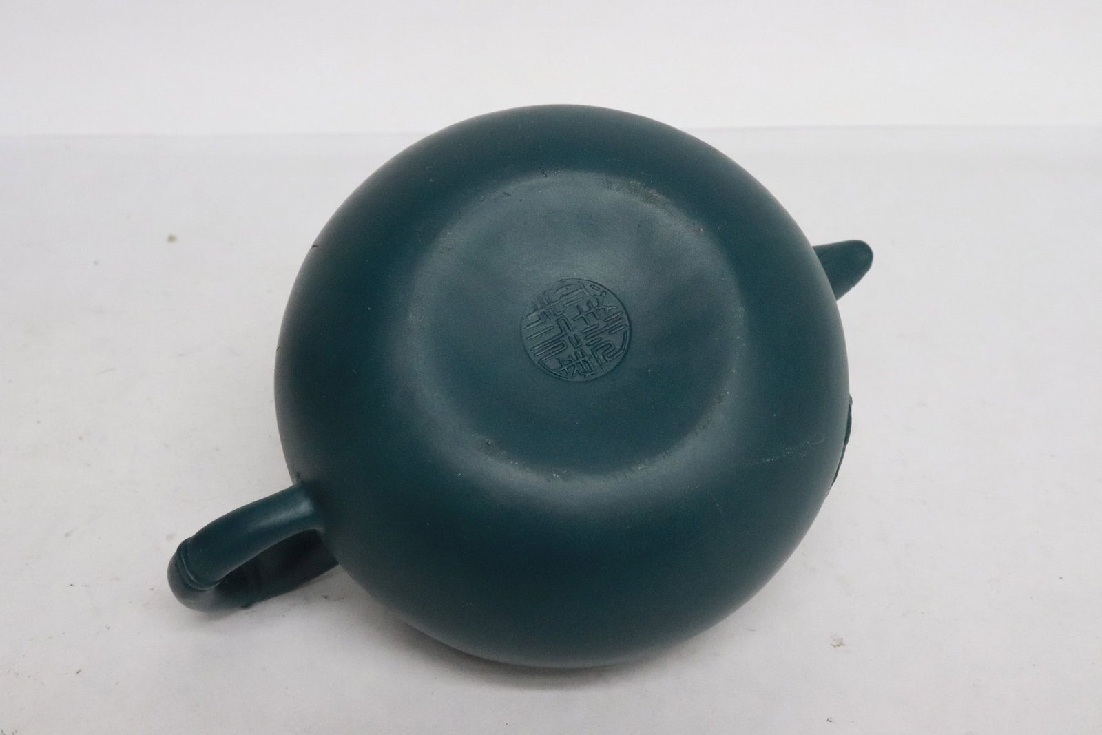 3 Yixing teapots - 4
